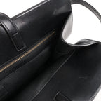 Saint Laurent Paris Manhattan Leather Shoulder bag in Black 553745