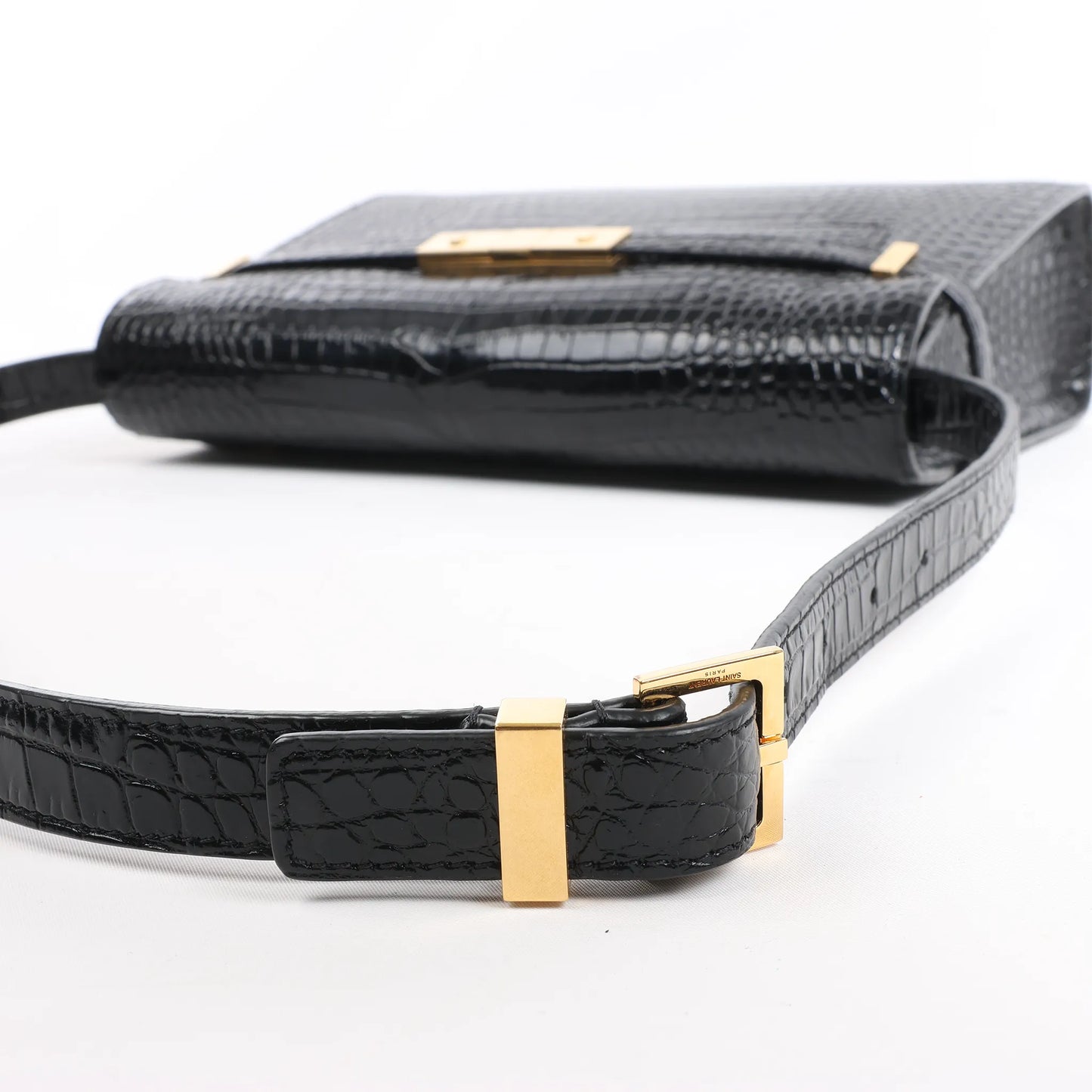 Saint Laurent Paris – Manhattan – Schultertasche in Kroko-Optik in Schwarz, 579271