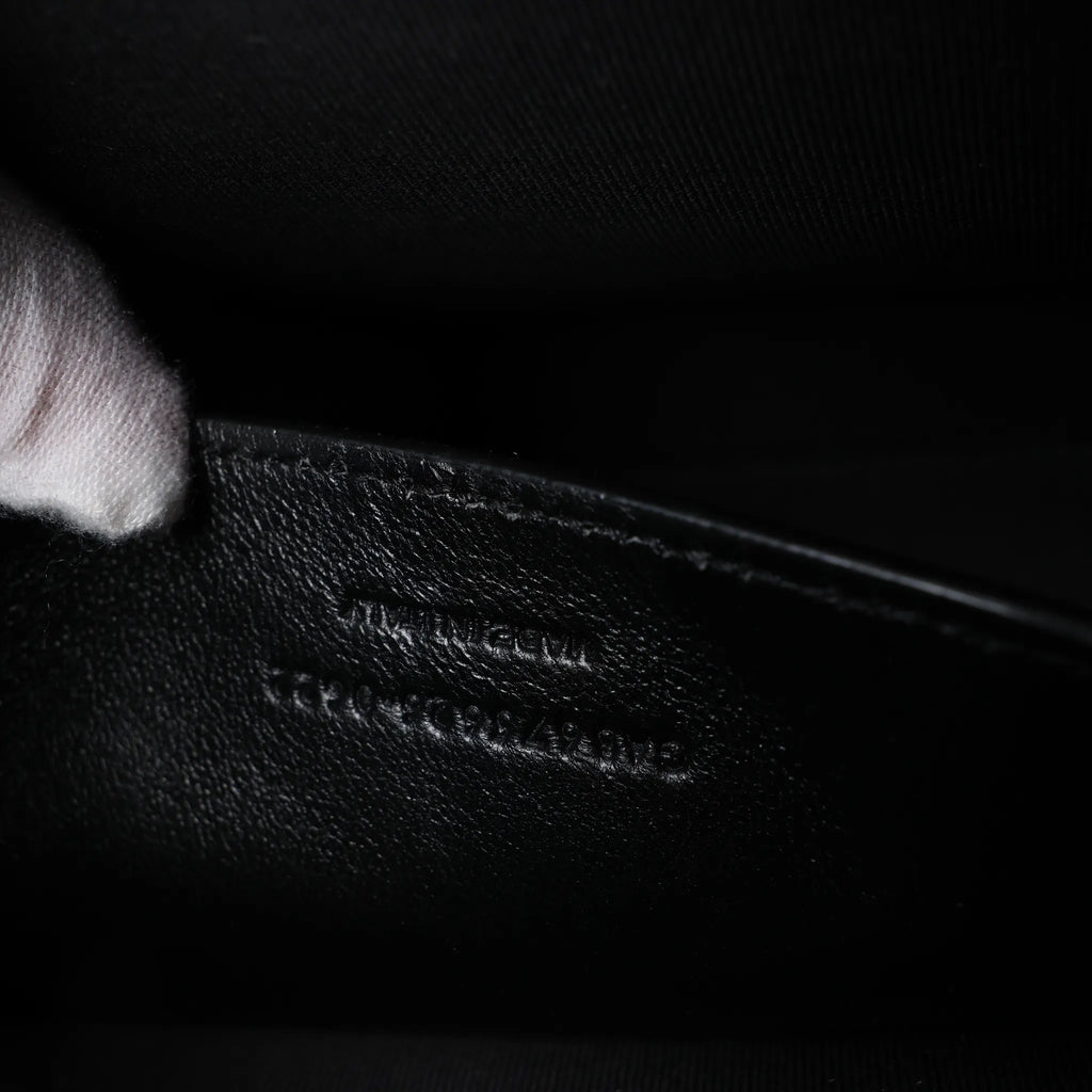 Saint Laurent Paris Manhattan Patent Leather Shoulder bag in Black 675626