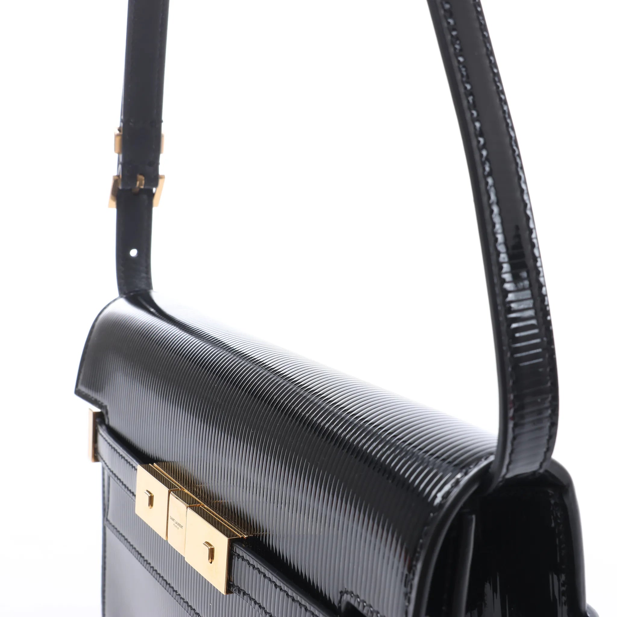 Saint Laurent Paris Manhattan Patent Leather Shoulder bag in Black 675626