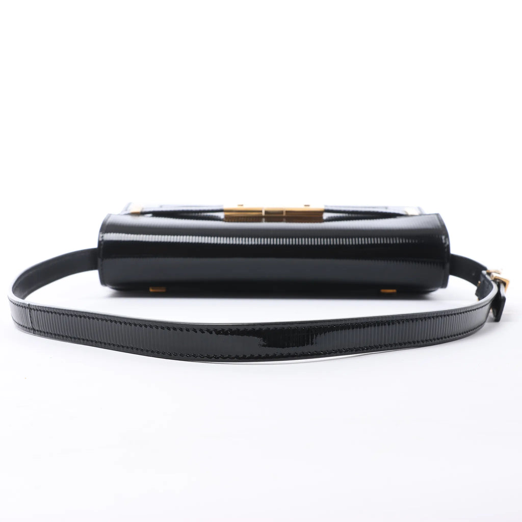 Saint Laurent Paris Manhattan Patent Leather Shoulder bag in Black 675626