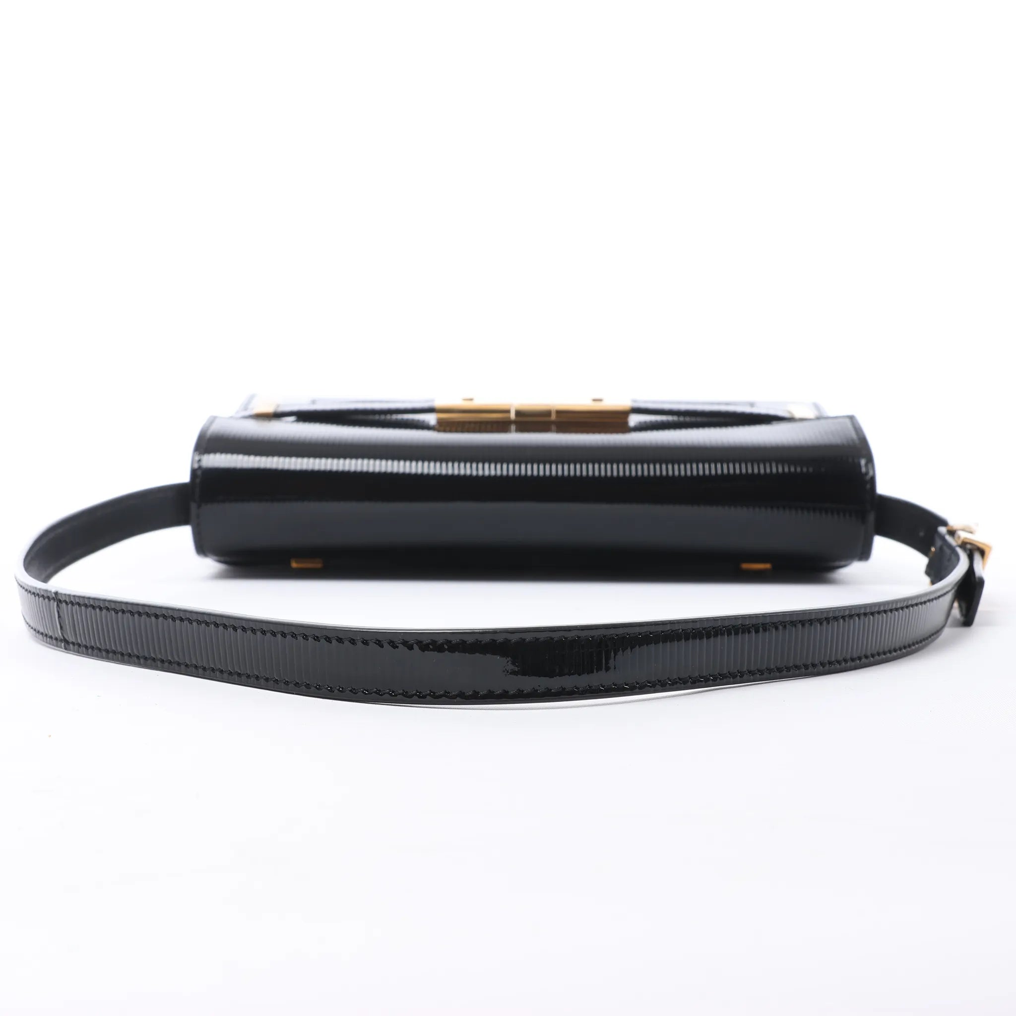 Saint Laurent Paris Manhattan Patent Leather Shoulder bag in Black 675626