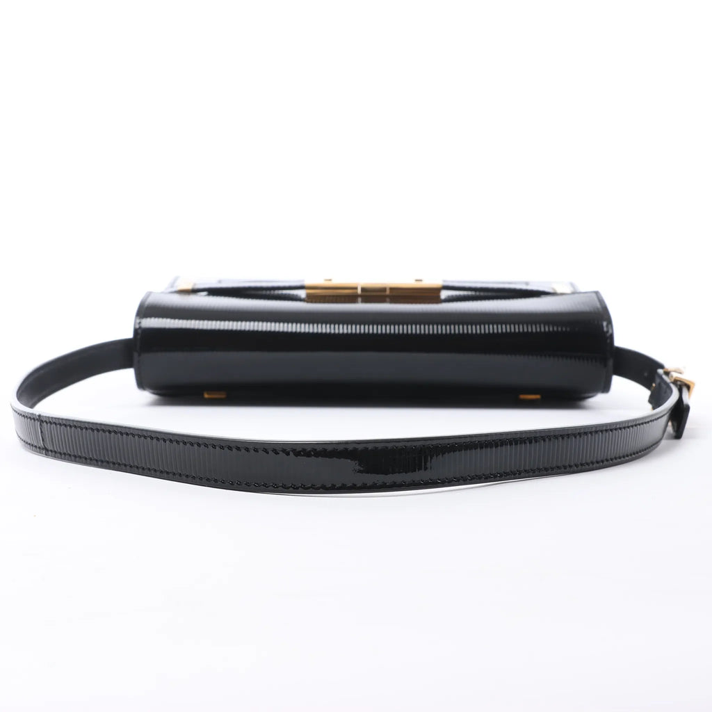 Saint Laurent Paris Manhattan Patent Leather Shoulder bag in Black 675626