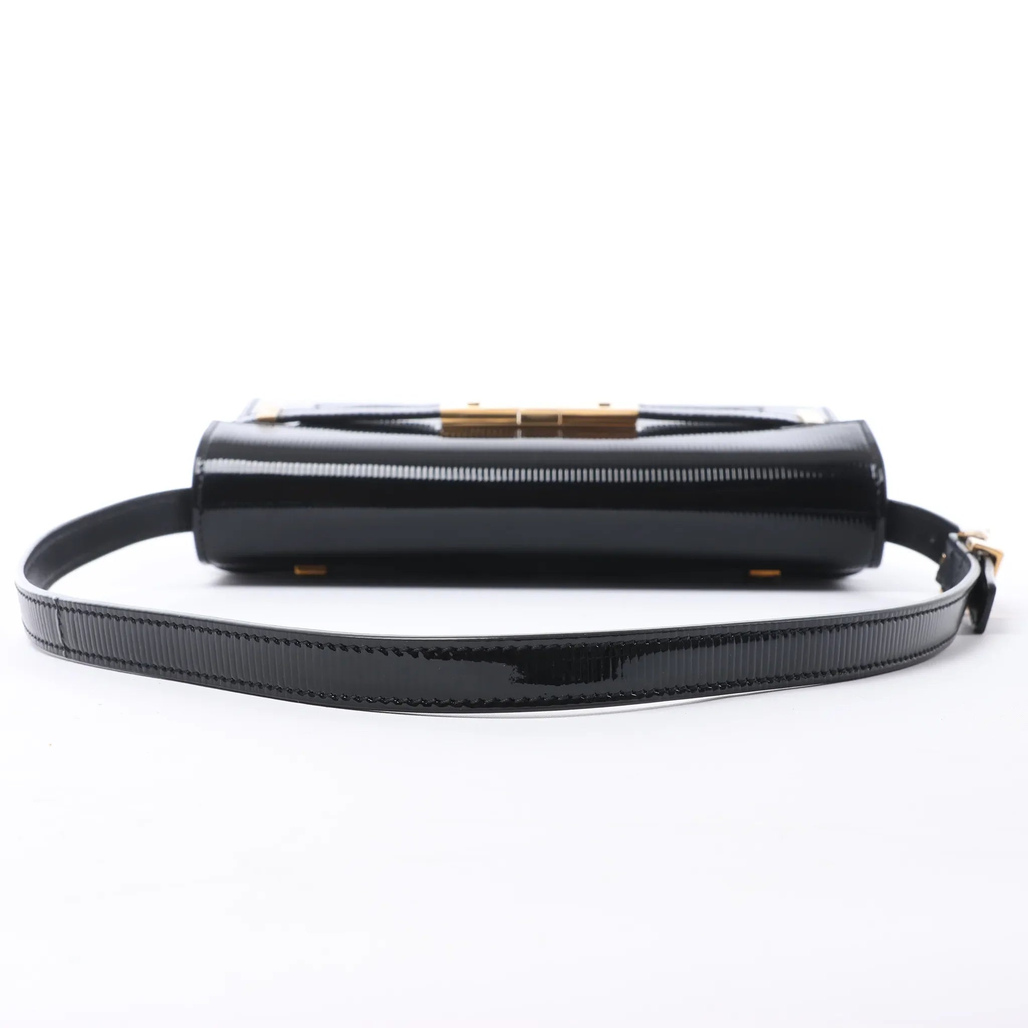Saint Laurent Paris Manhattan Patent Leather Shoulder bag in Black 675626