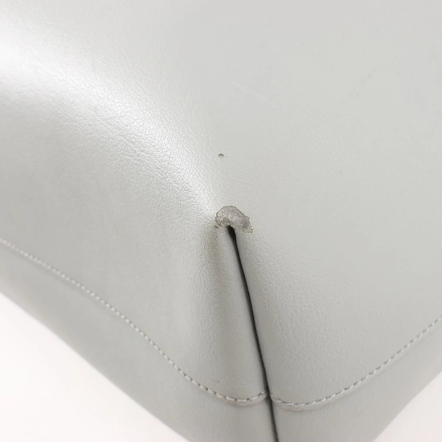 Saint Laurent Paris Shopping Leather Shoulder Bag in Gray 600281