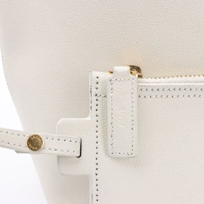 Saint Laurent Paris Sac Shopping Leather Shoulder bag in Ecru 394195