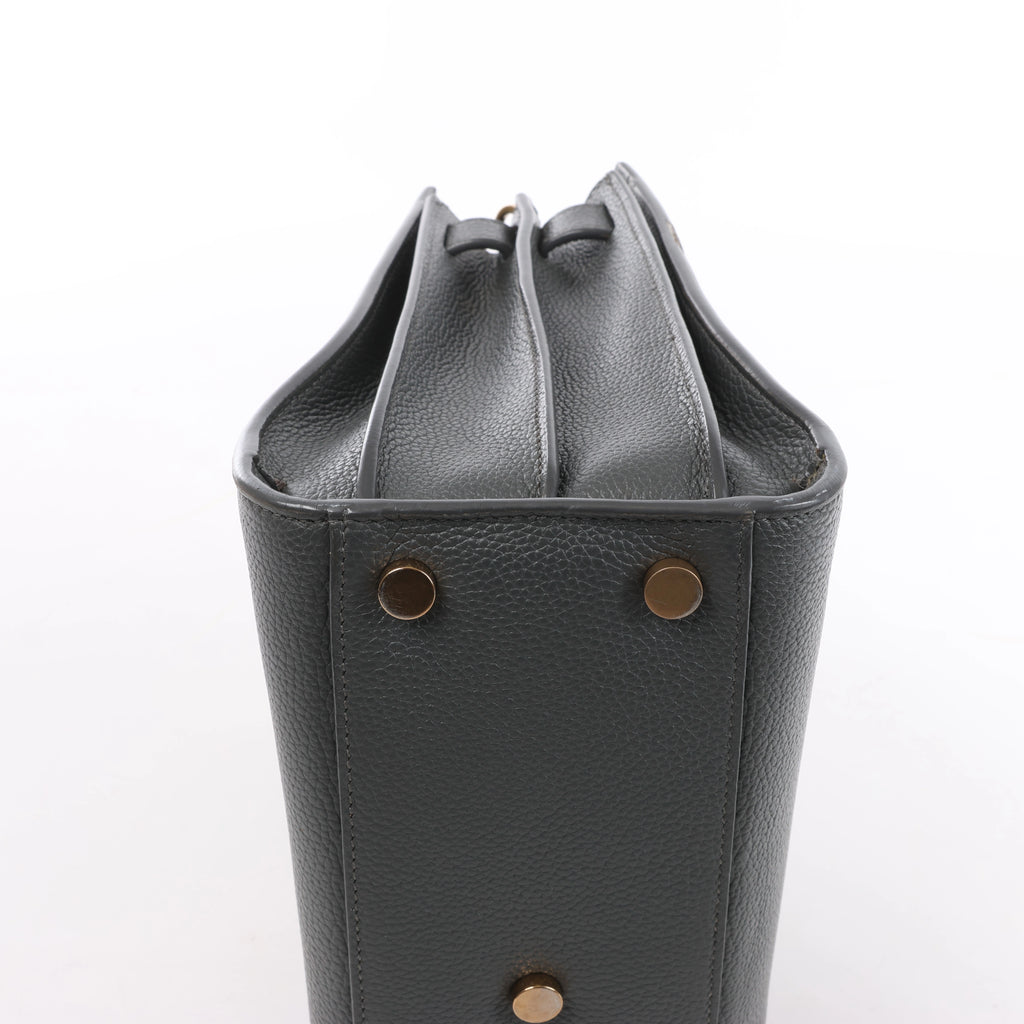 Bolso de mano de piel Sac de Jour de Saint Laurent Paris en color burdeos 347543