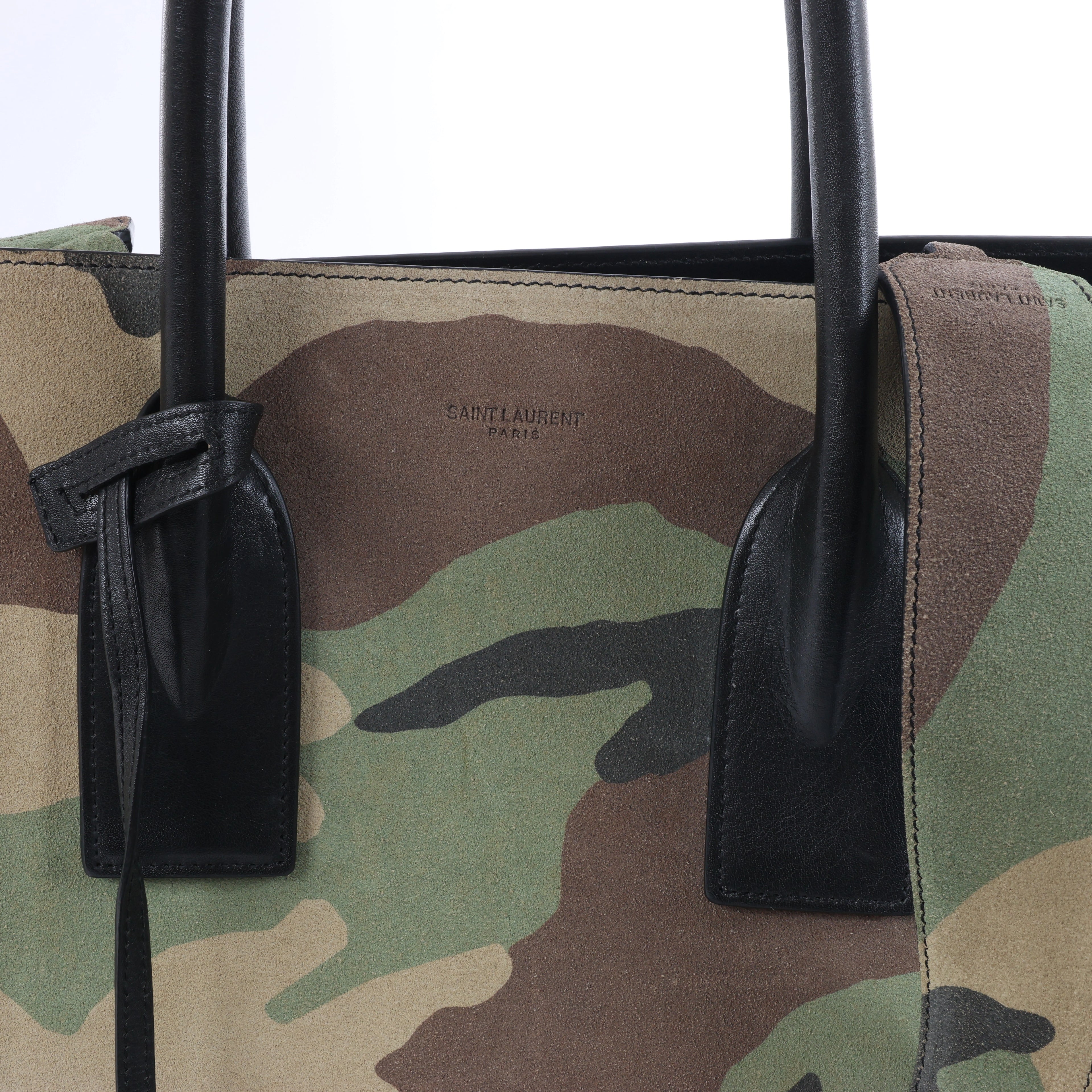 Bolso de mano de piel Sac de Jour de Saint Laurent Paris en color burdeos 347543