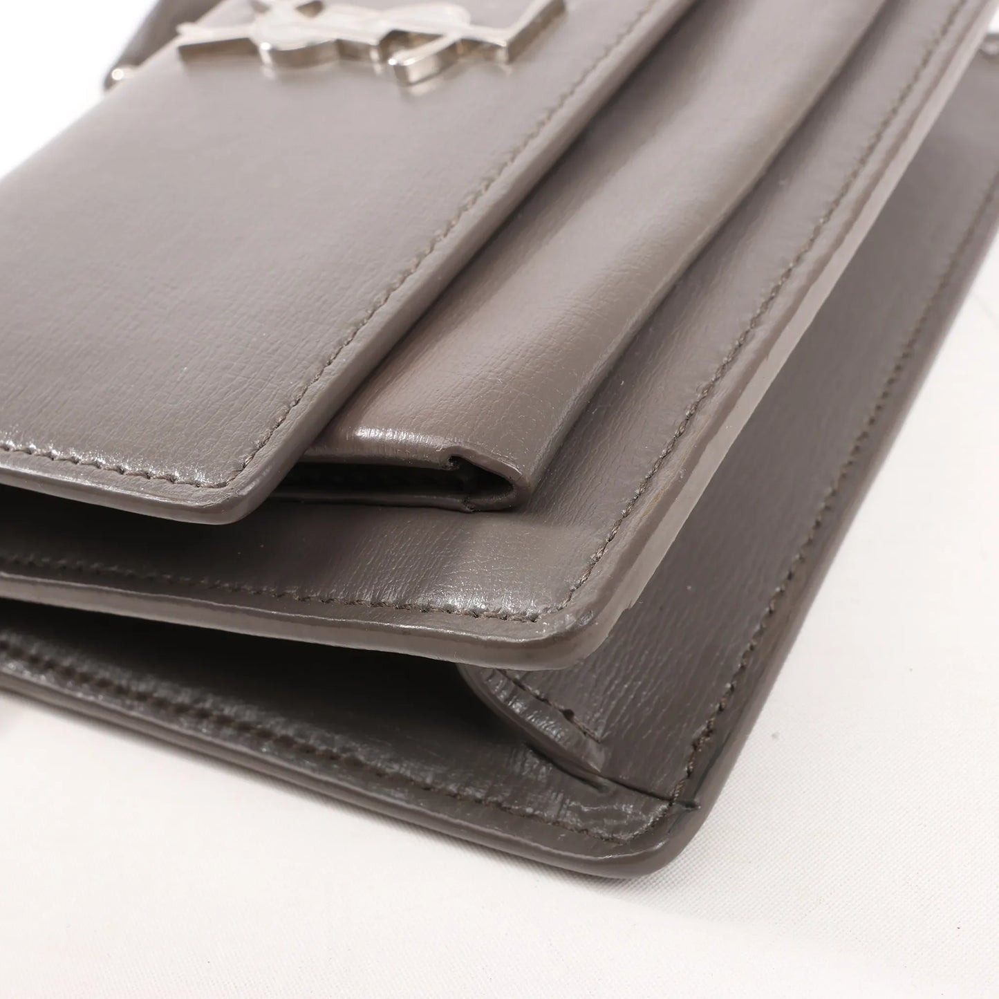 Sac bandoulière Saint Laurent Paris Sunset en cuir gris avec chaîne 452157