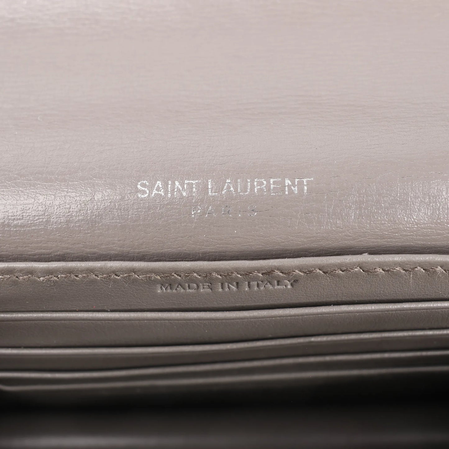 Sac bandoulière Saint Laurent Paris Sunset en cuir gris avec chaîne 452157