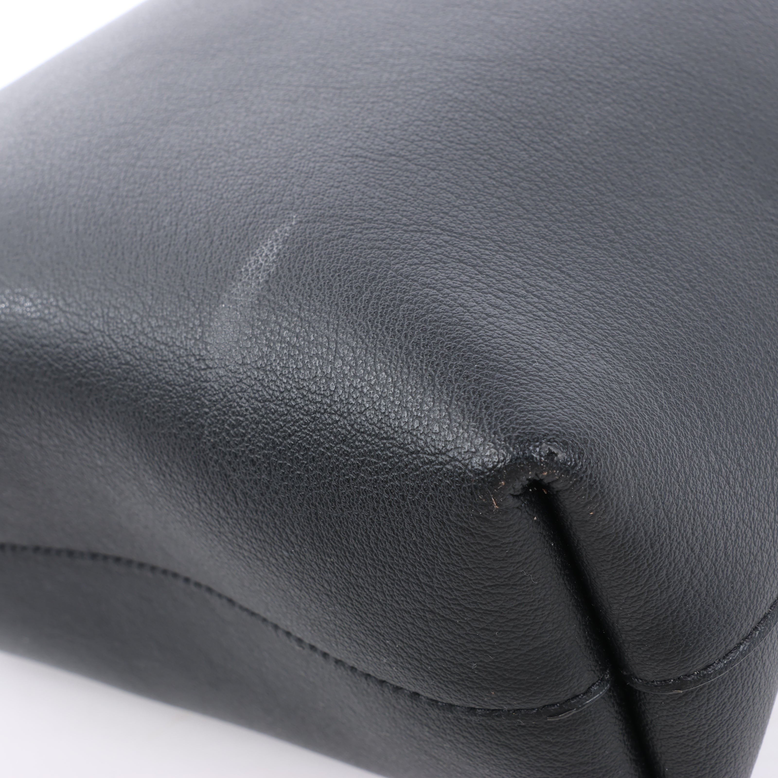 Saint Laurent Paris Toy Shopping Leather 2Way Handbag in Black