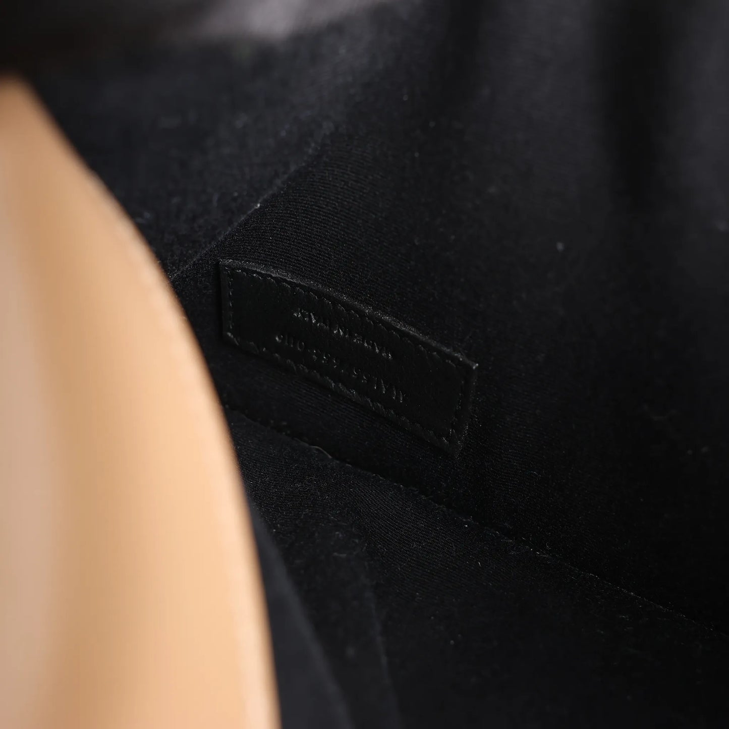 Saint Laurent Paris Uptown Leather Handbag in Beige 557653