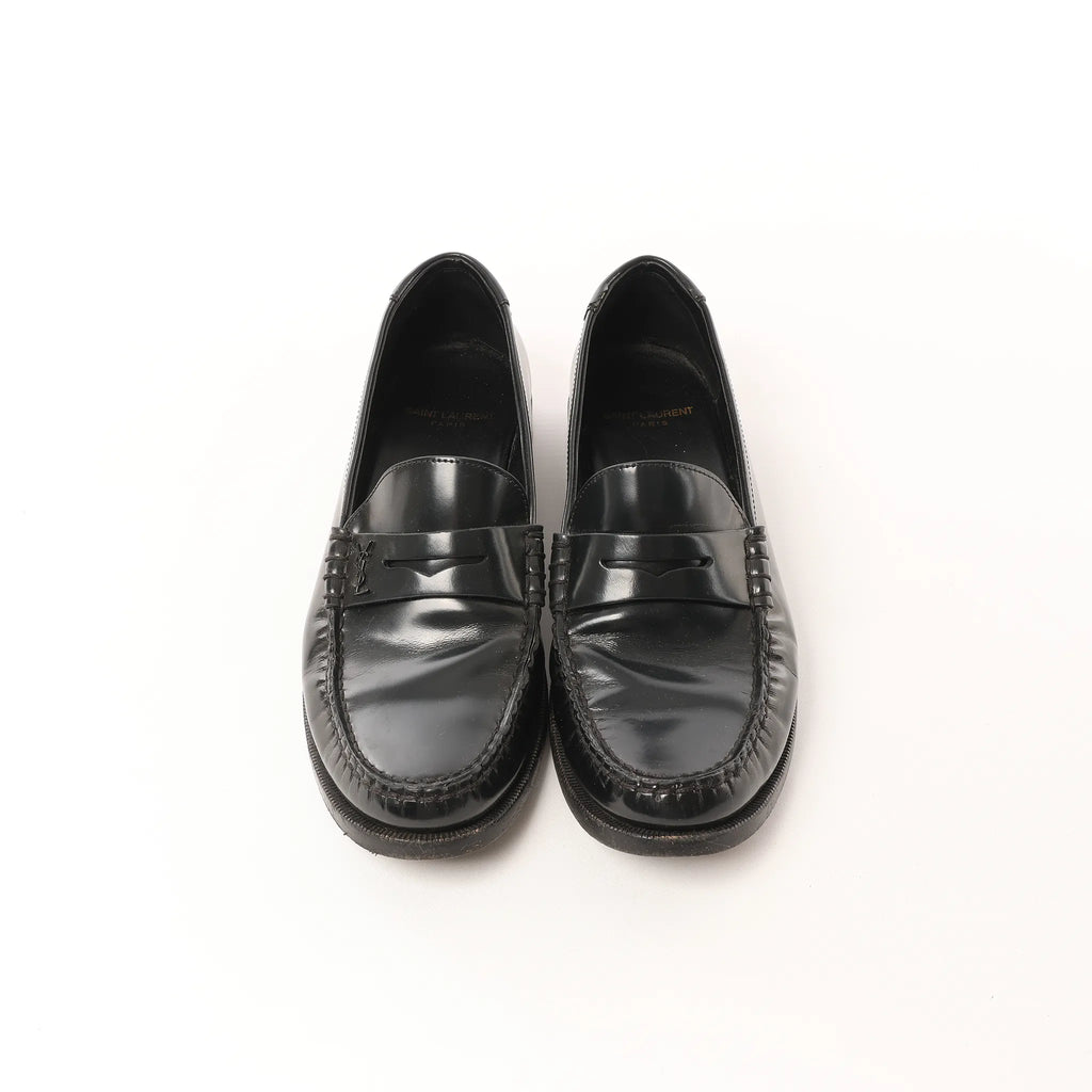 Saint Laurent Paris YSL Monogram Le Loafer Leather in Black, Size 40 EU