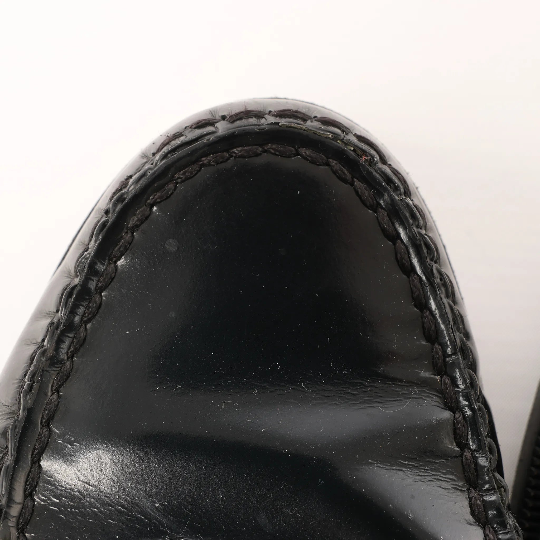 Saint Laurent Paris YSL Monogram Le Loafer Leather in Black, Size 40 EU