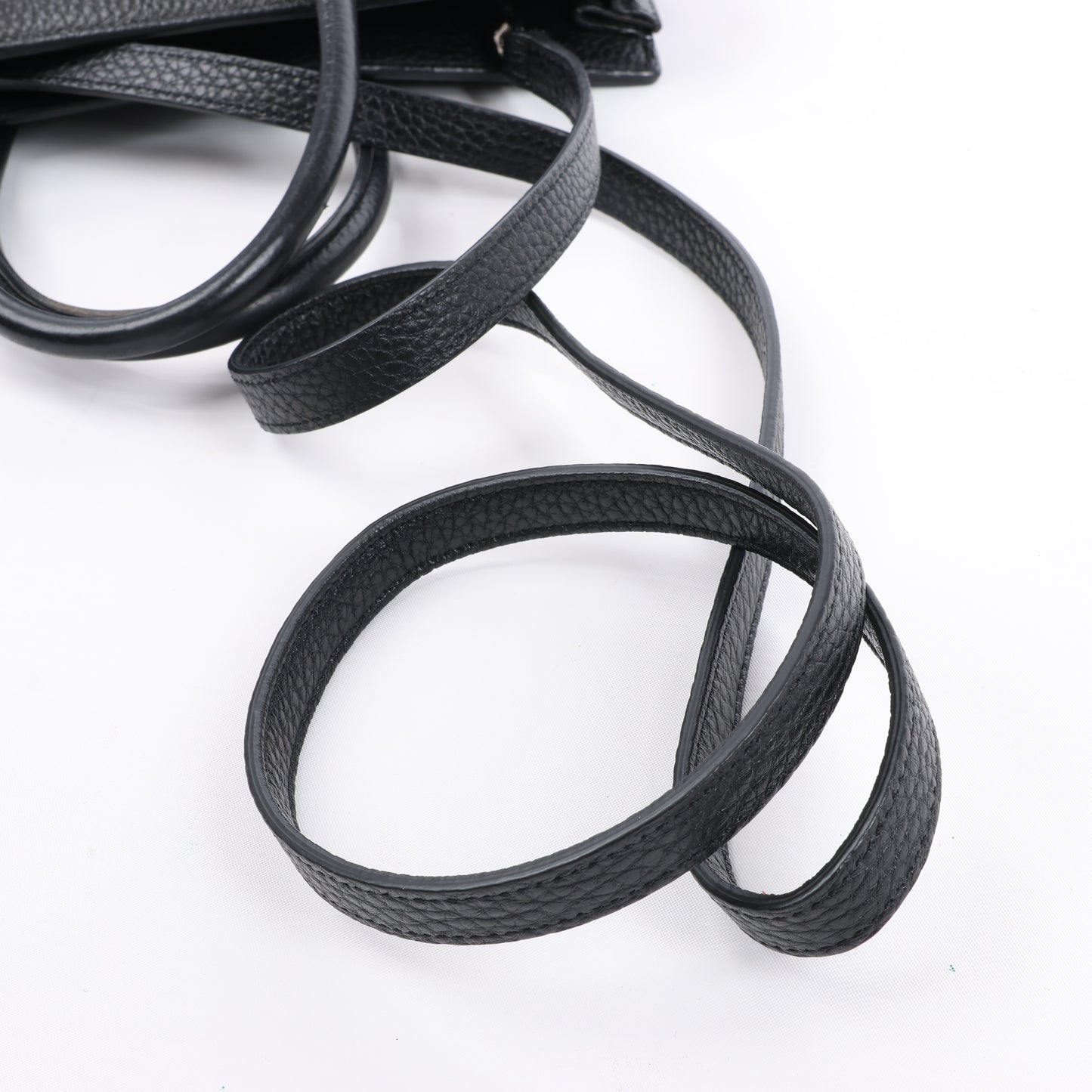 Saint Laurent Paris Sac de Jour Sac à main en cuir Noir 377183