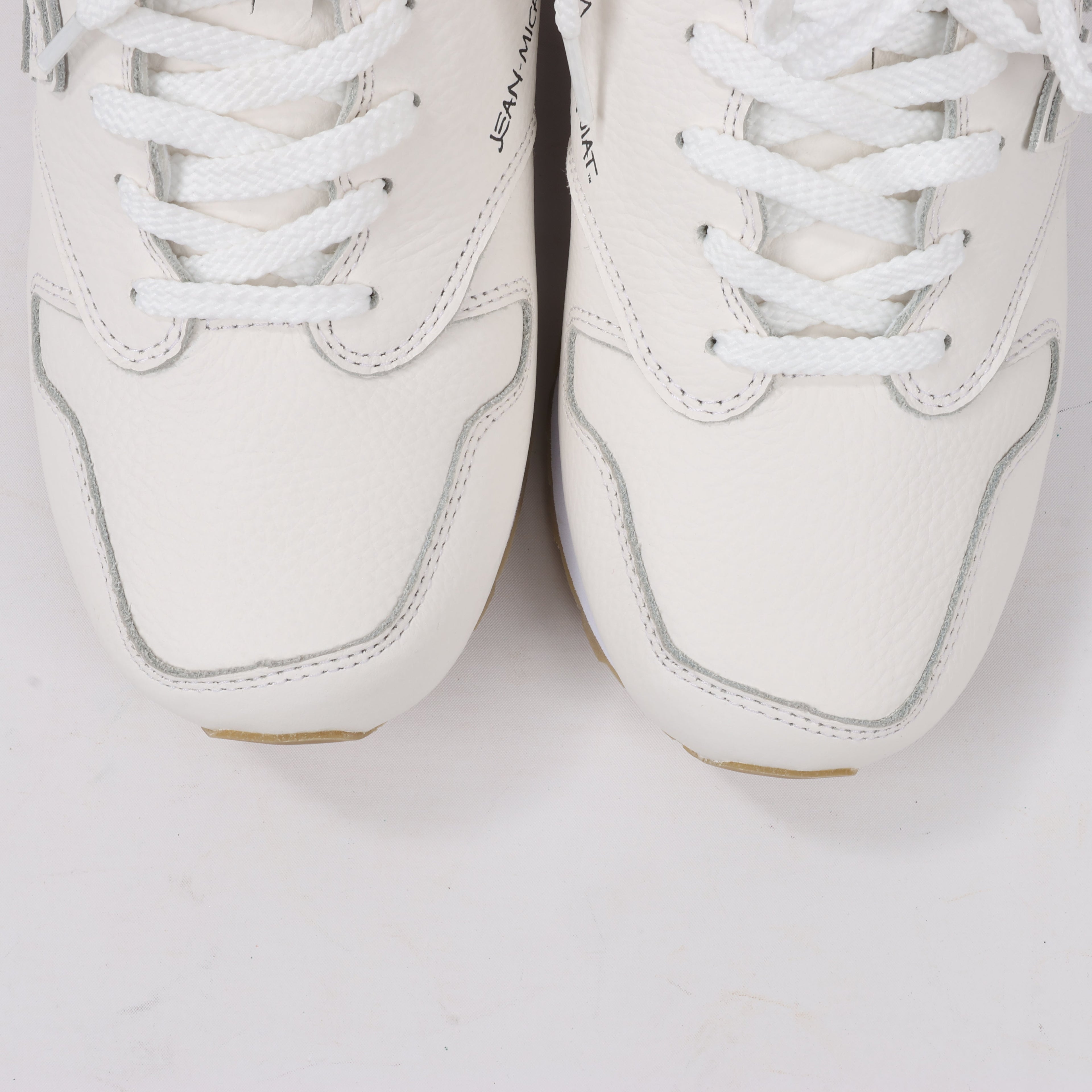 Sangacio x JEAN MICHEL BASQUIAT Leather Sneakers in White, Size 42 EU