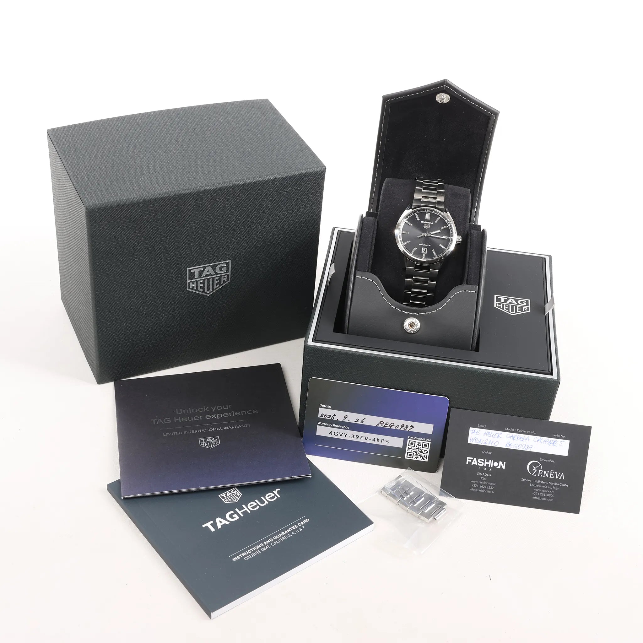 TAG Heuer Carrera Calibre 5  WBN2110 BEG0987 SS AT Watch with Black Dial