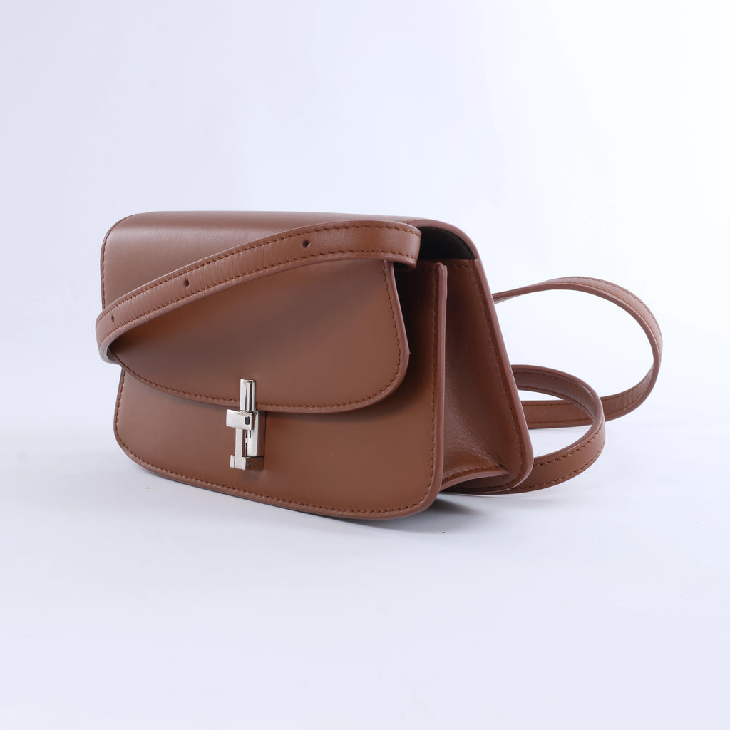 Bolso de hombro grande de piel Park Tote de The Row en color negro