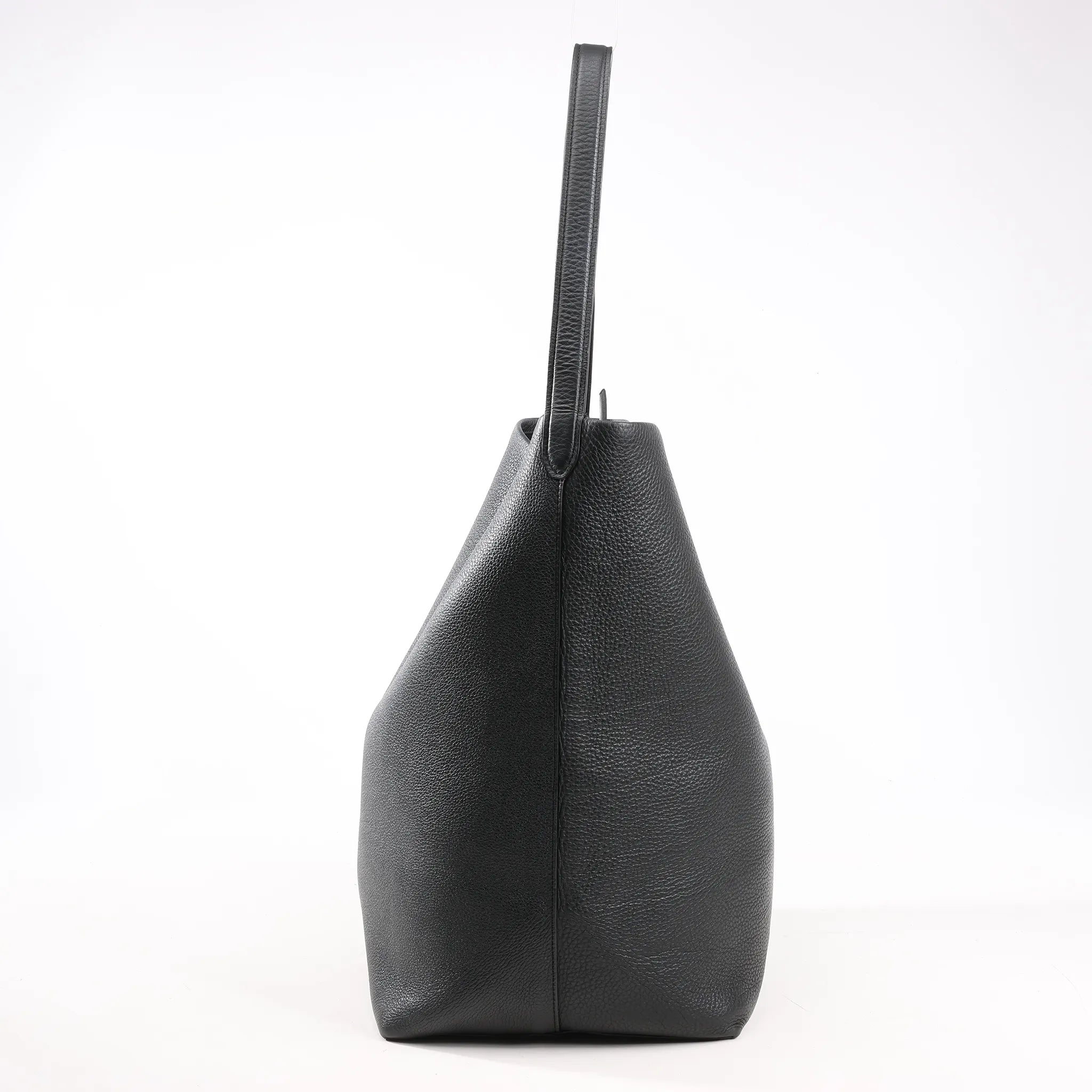 The Row Park Tote Large Leather Shoulder bag in Black