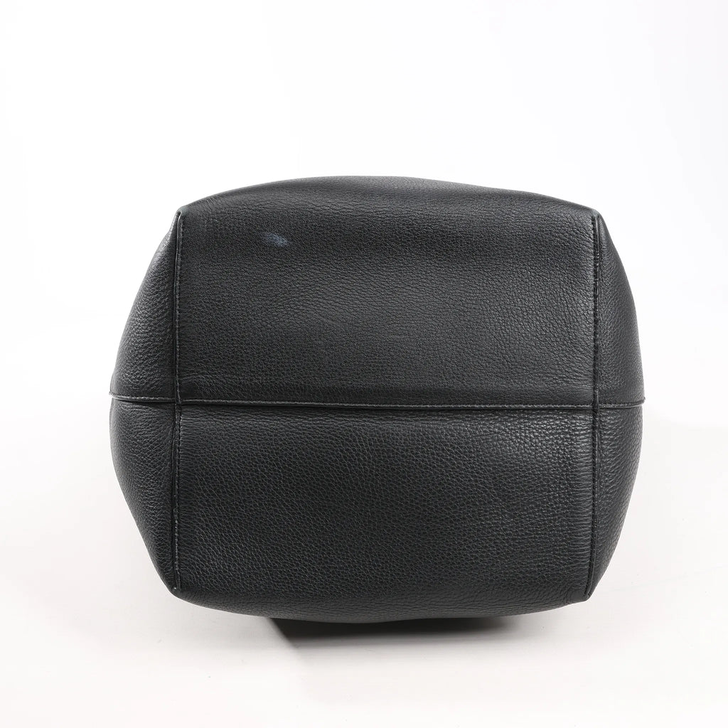 The Row Park Tote Large Leather Shoulder bag in Black