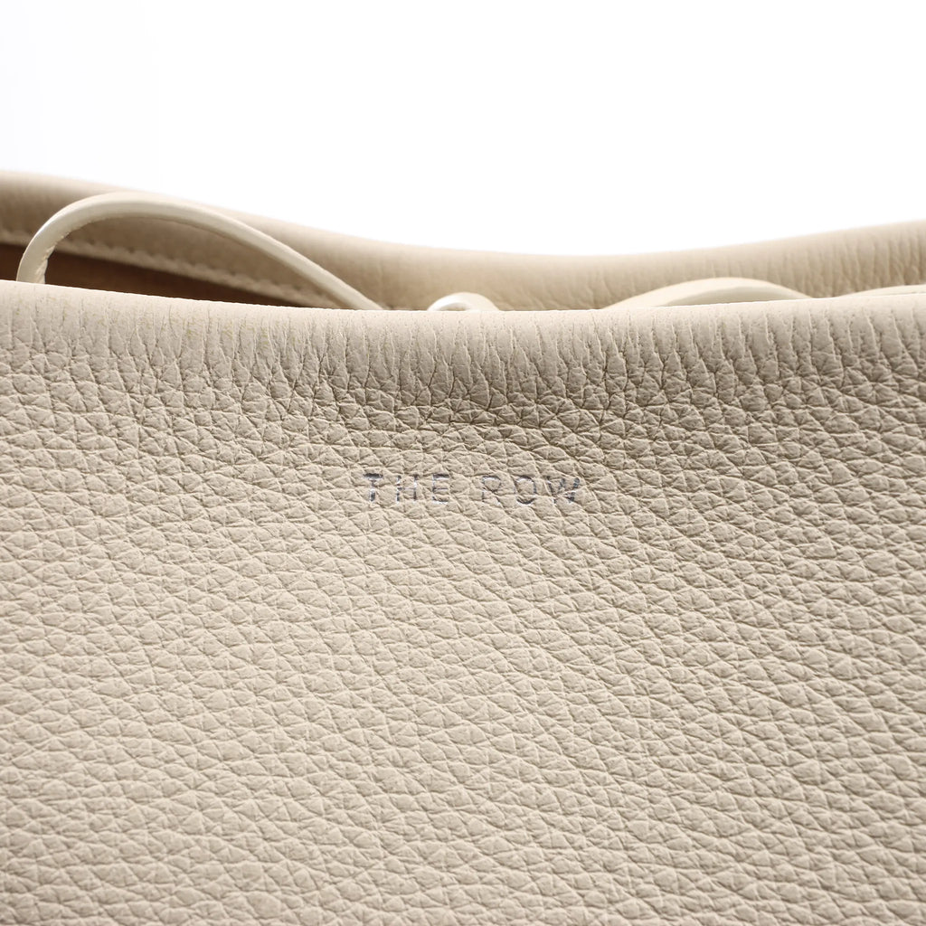 The Row Park Tote Small Leather Shoulder bag in Ecru
