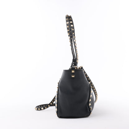 Valentino Garavani Rockstud Leather 2Way Handbag in Black