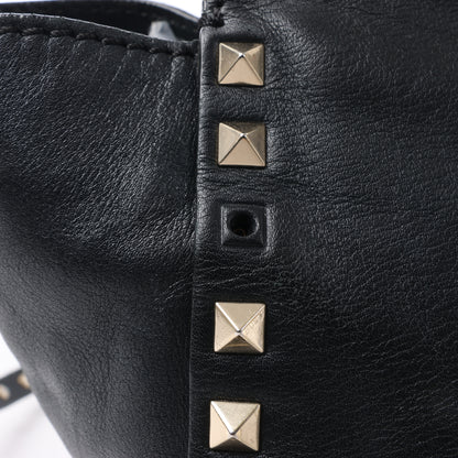 Valentino Garavani Rockstud Leather 2Way Handbag in Black