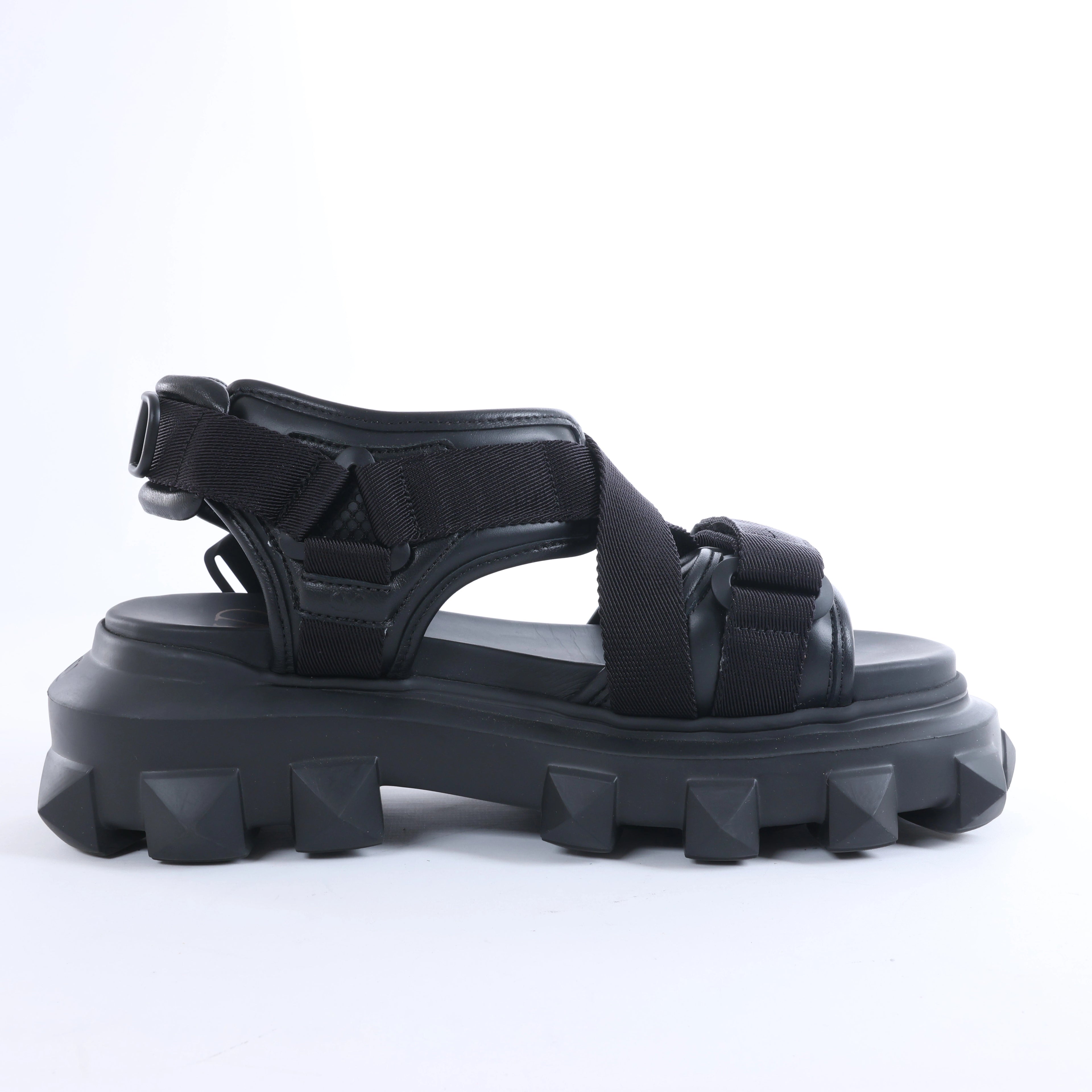 Valentino Garavani Rockstuds Leather x Fabric Sandals in Black TXF42Y2, Size EU 42