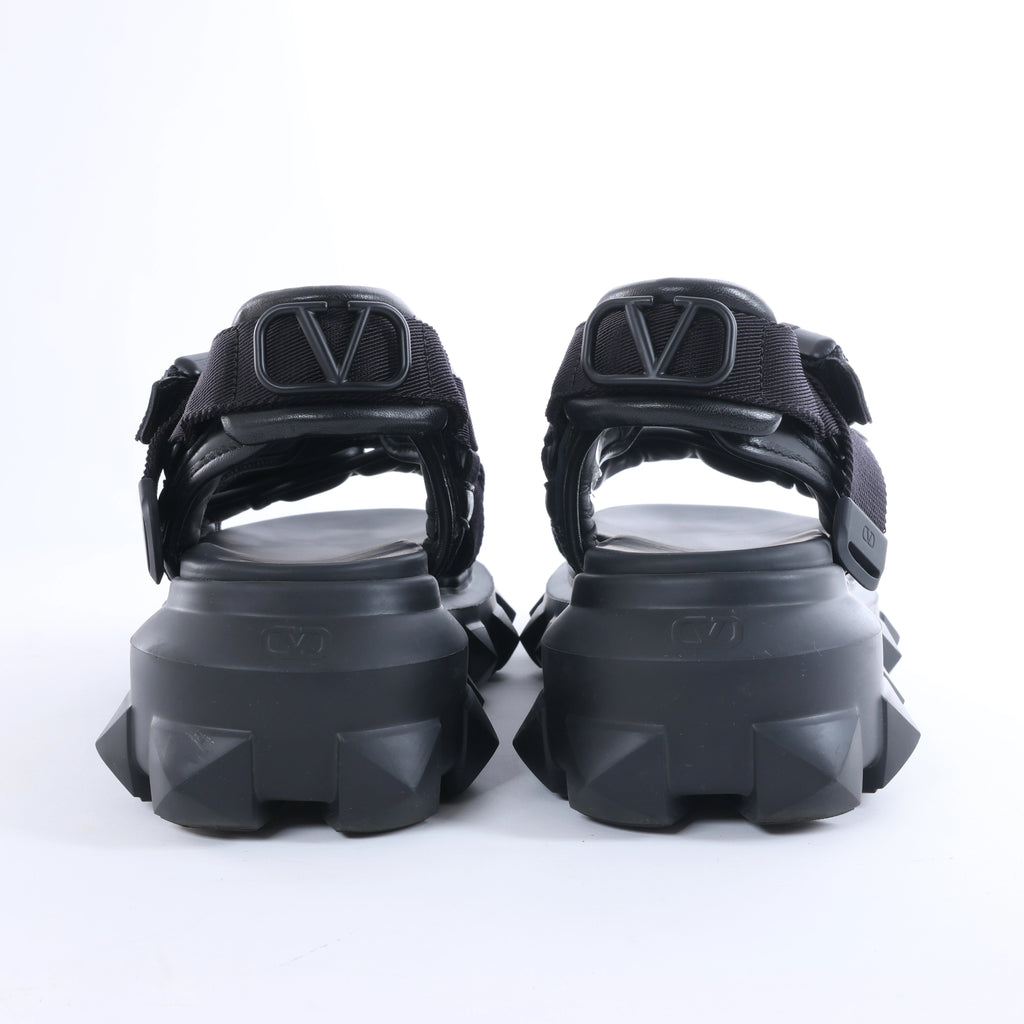 Valentino Garavani Rockstuds Leather x Fabric Sandals in Black TXF42Y2, Size EU 42
