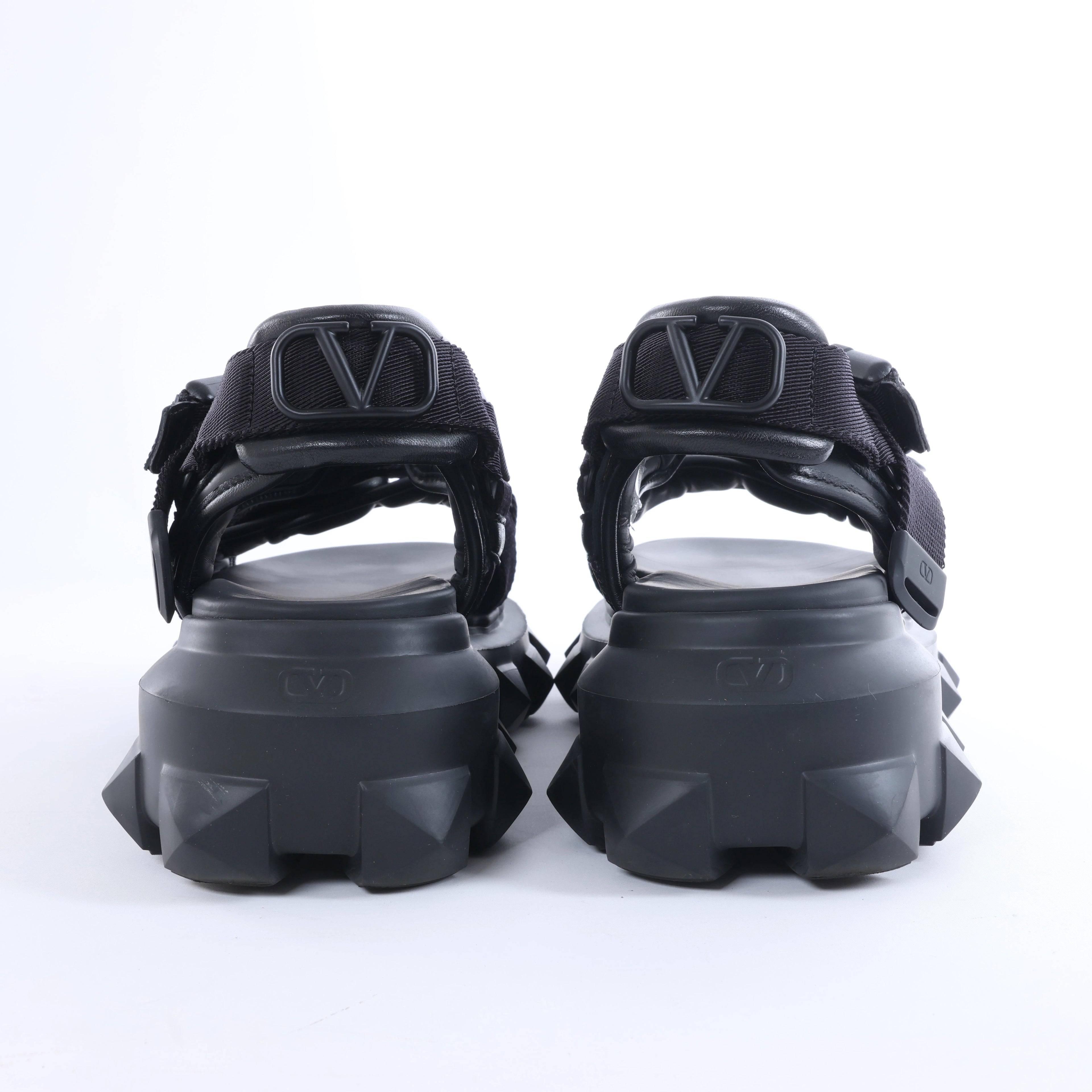Valentino Garavani Rockstuds Leather x Fabric Sandals in Black TXF42Y2, Size EU 42