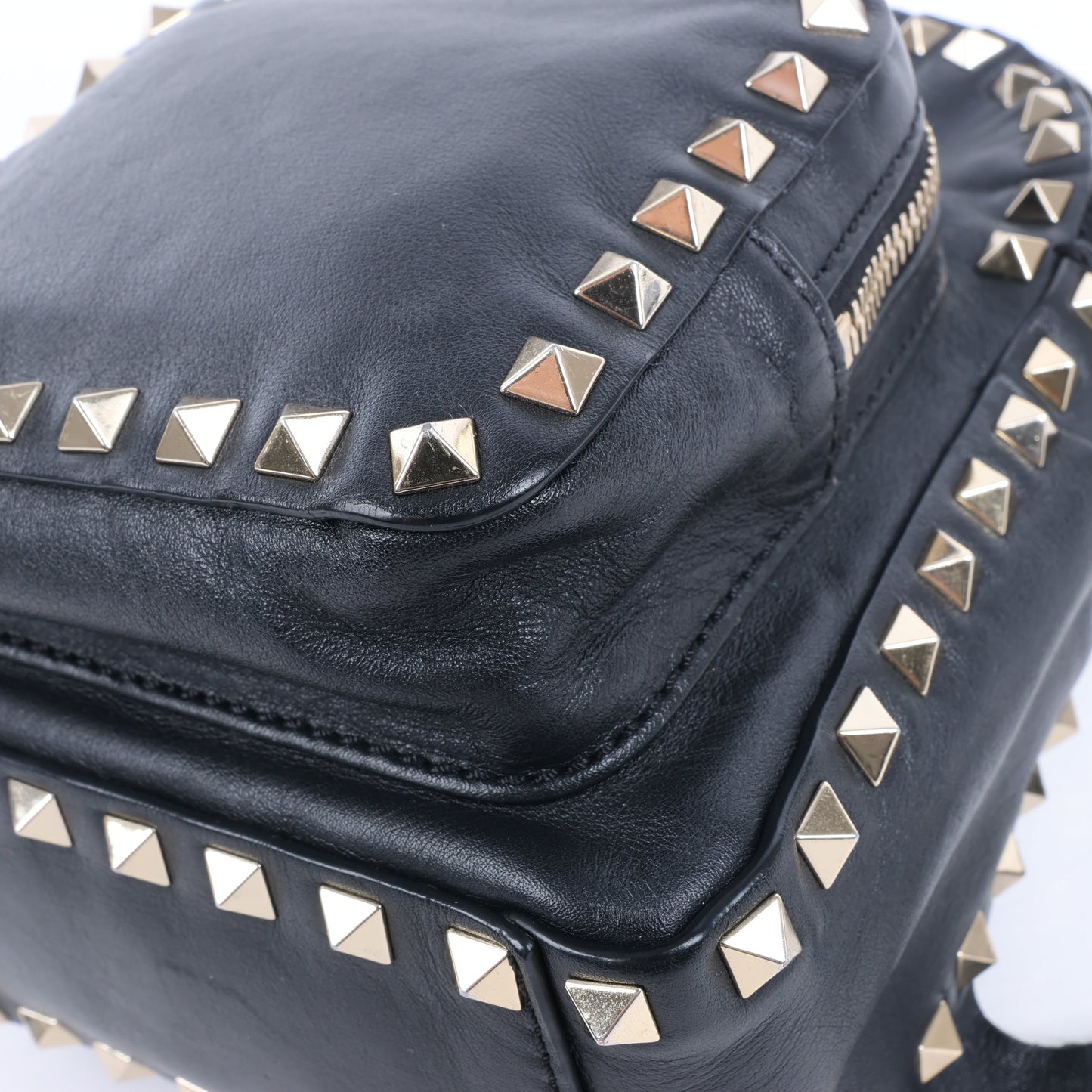 Valentino Garavani Rockstud Leather Backpack in Black