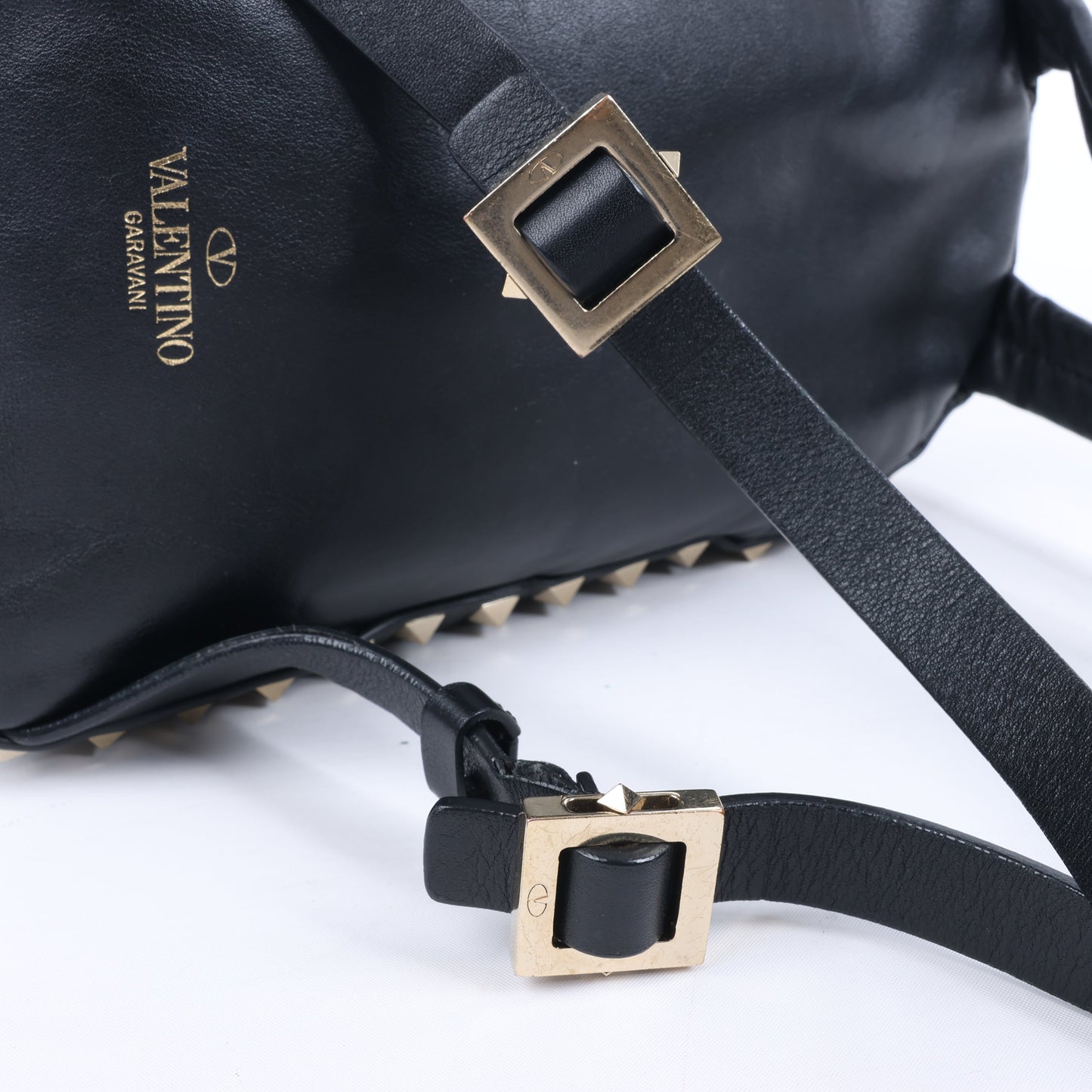 Valentino Garavani Rockstud Leather Backpack in Black