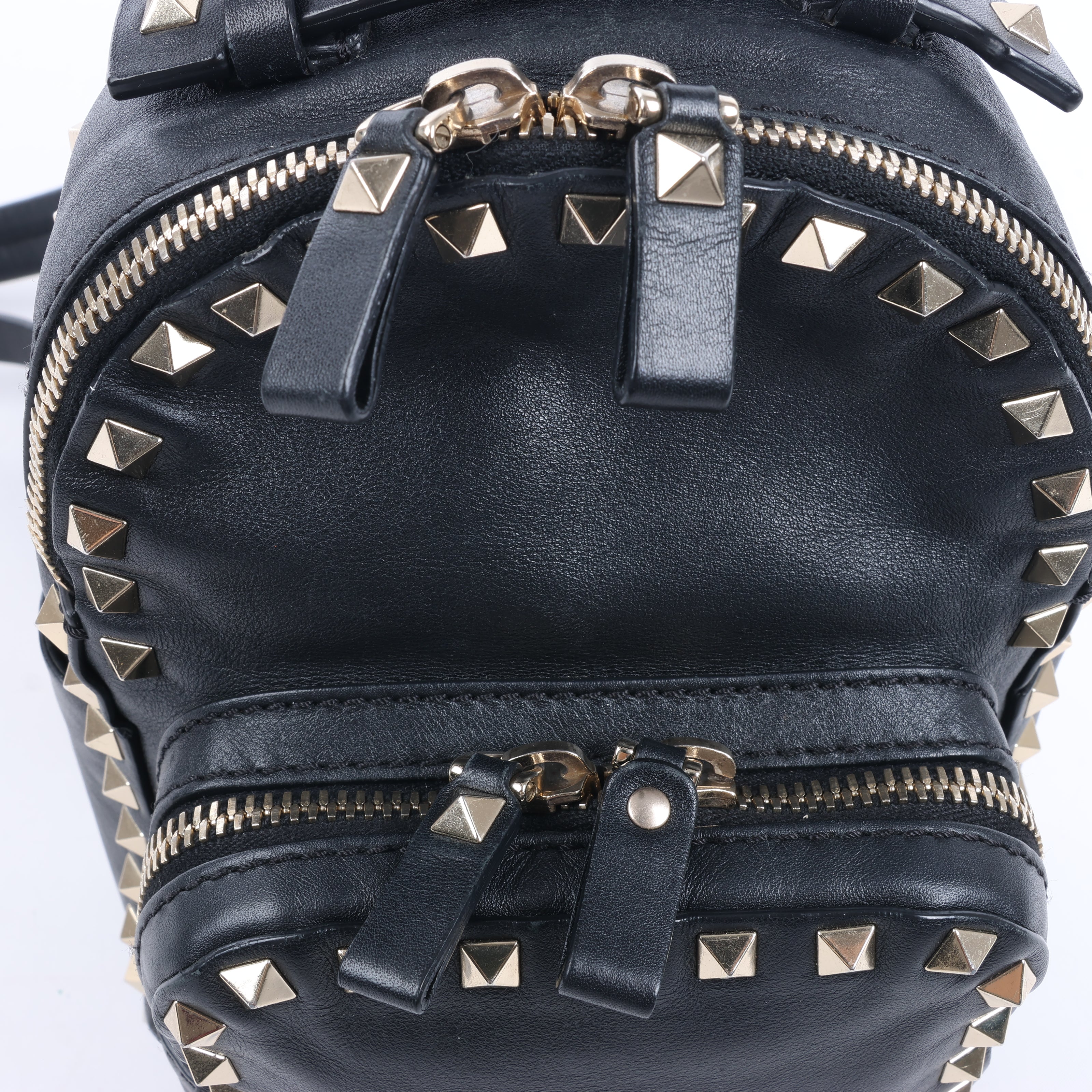 Valentino Garavani Rockstud Leather Backpack in Black