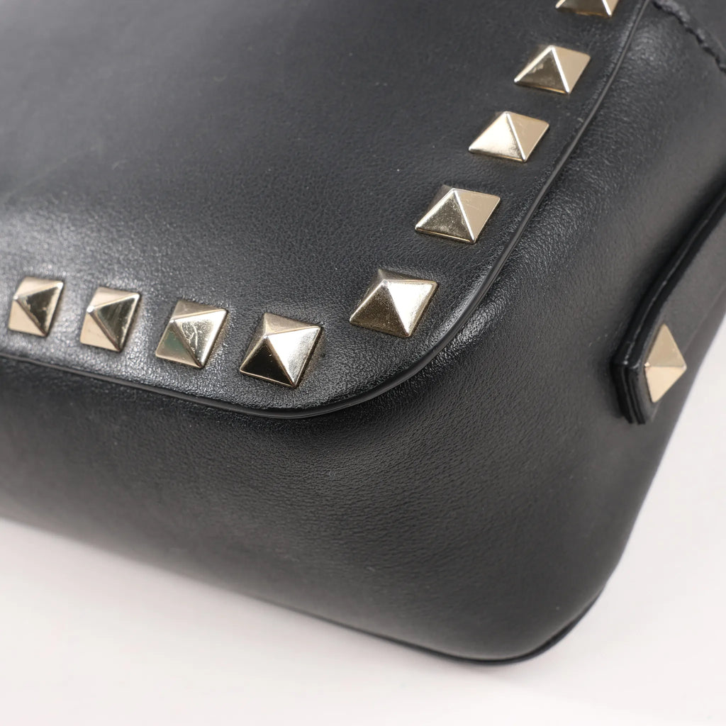 Valentino Garavani Rockstud Leather Crossbody Bag in Black