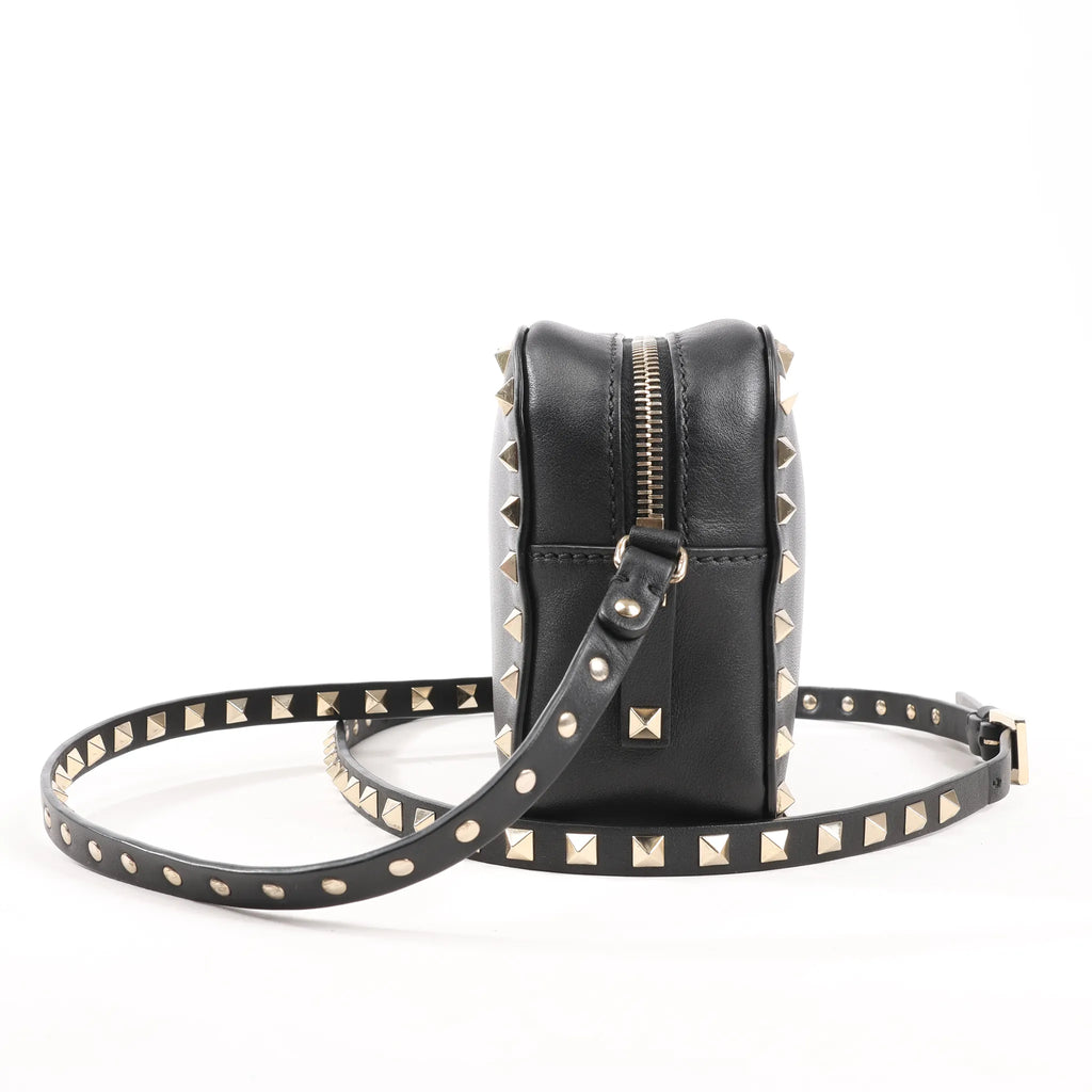 Valentino Garavani Rockstud Leather Crossbody Bag in Black