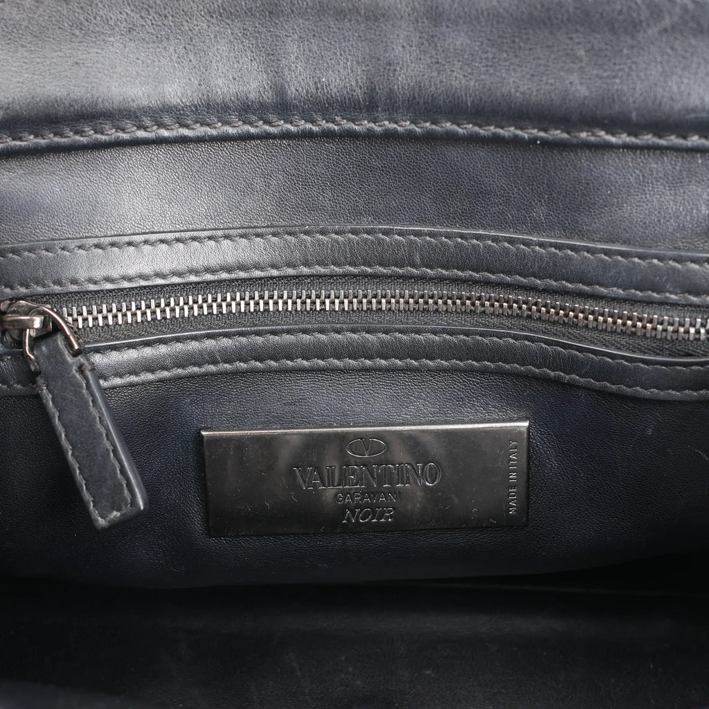 Valentino Garavani Rockstud Leather 2Way Handbag in Black