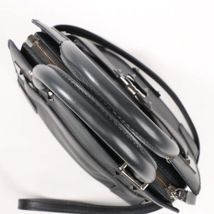 Valentino Garavani Rockstud Leather 2Way Handbag in Black