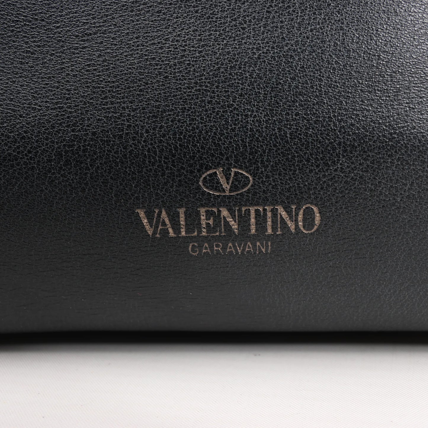 Valentino Garavani Rockstud Leather 2Way Handbag in Black