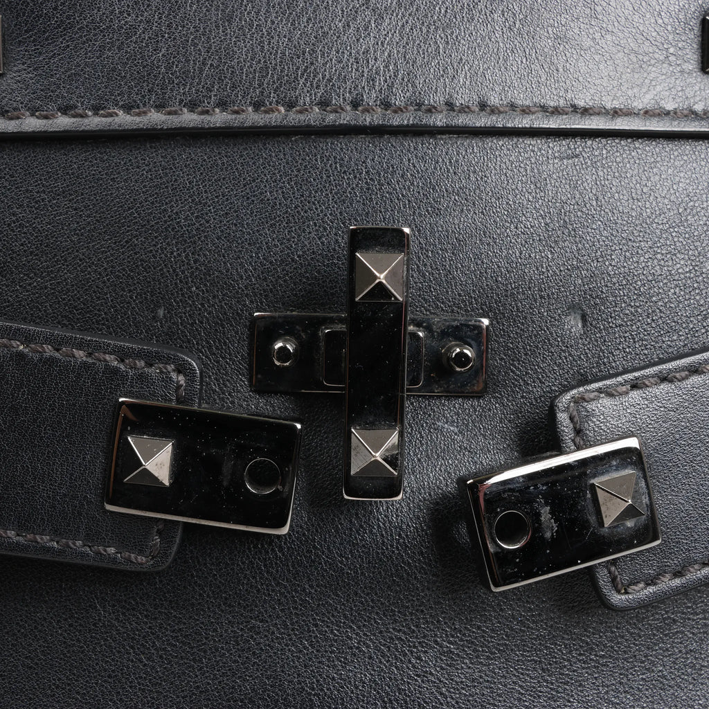 Valentino Garavani Rockstud Leather 2Way Handbag in Black