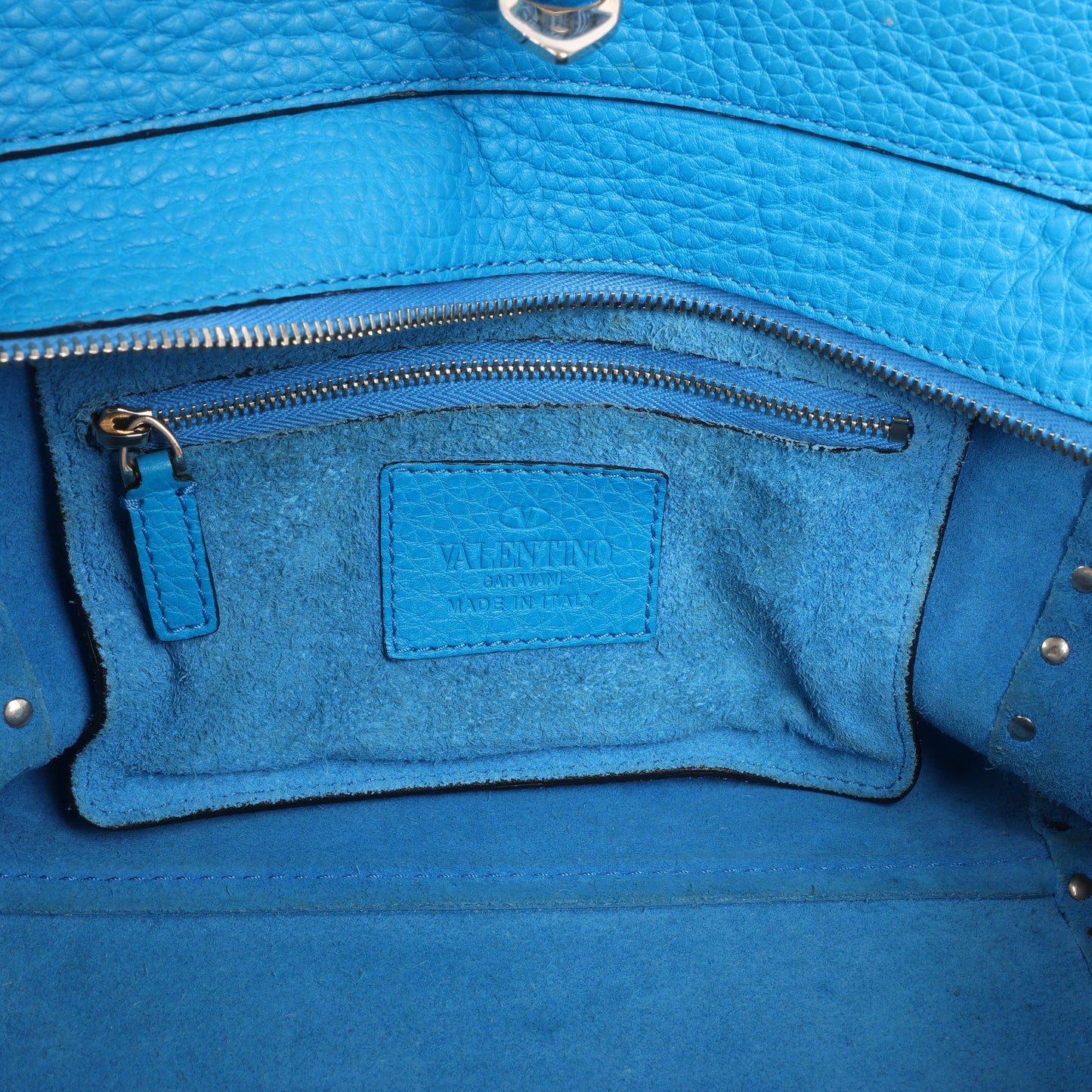 Valentino Garavani Rockstud Leather 2Way Handbag in Blue