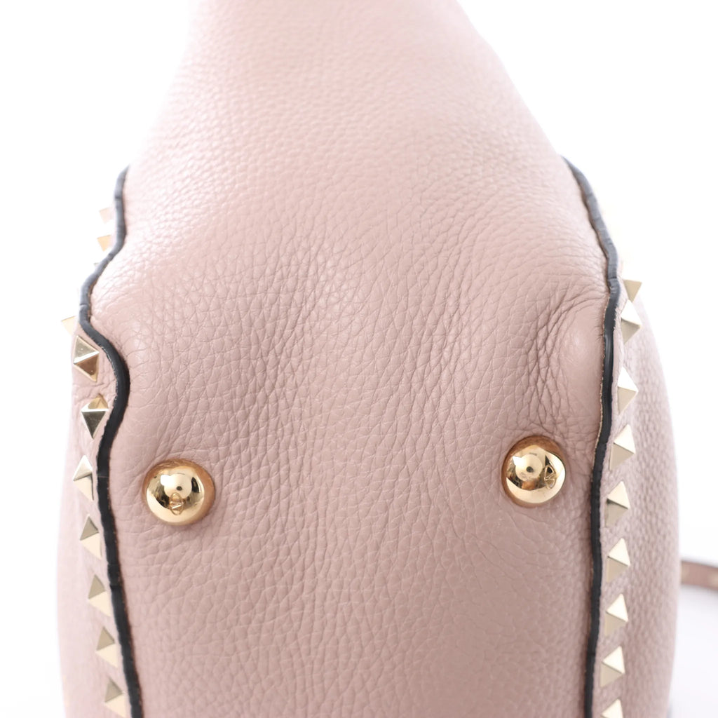 Valentino Garavani Rockstud Leather 2Way Handbag in Dusty Pink