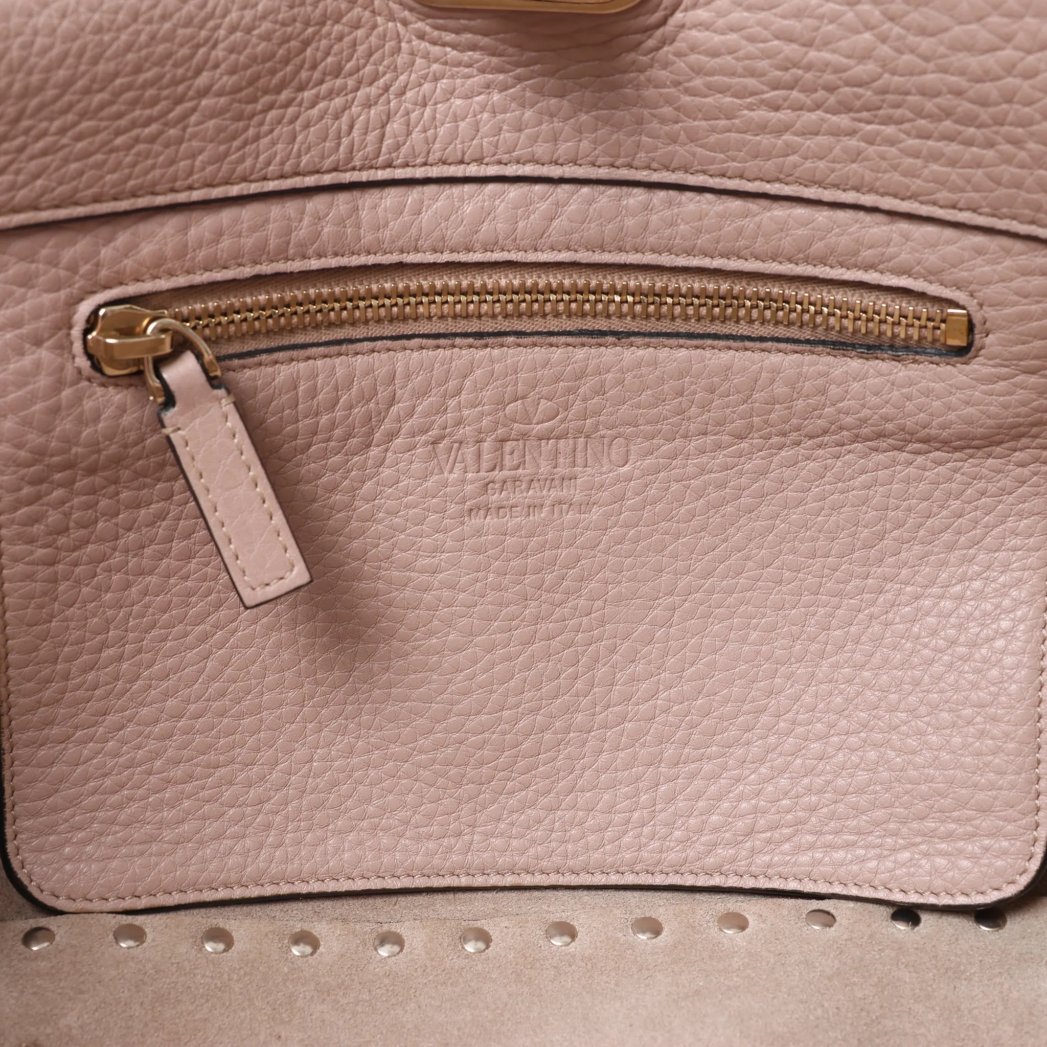 Valentino Garavani Rockstud Leather 2Way Handbag in Dusty Pink