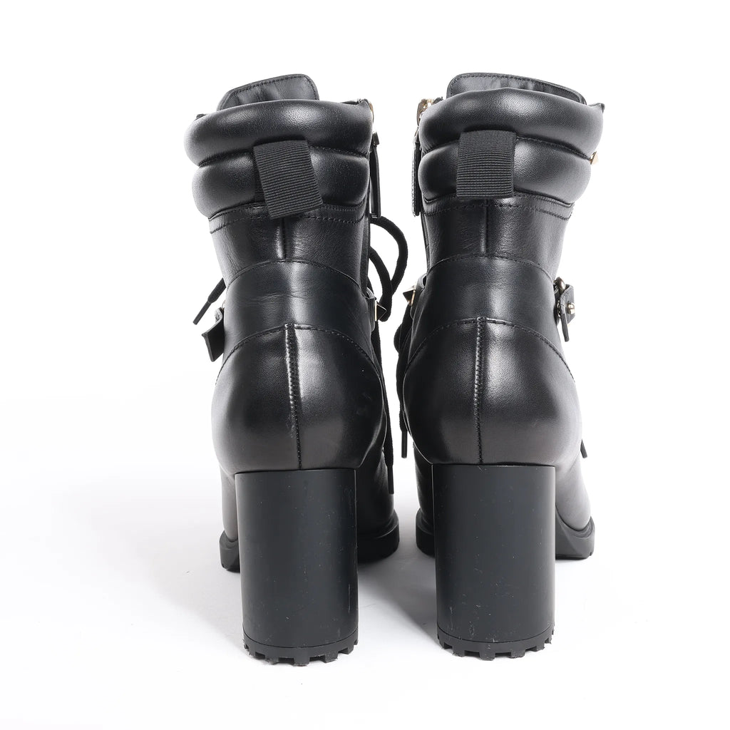 Valentino Garavani Rockstuds Leather Ankle Boots in Black, Size 37 EU