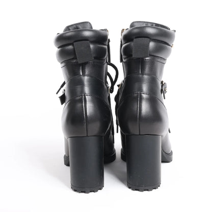 Valentino Garavani Rockstuds Leather Ankle Boots in Black, Size 37 EU