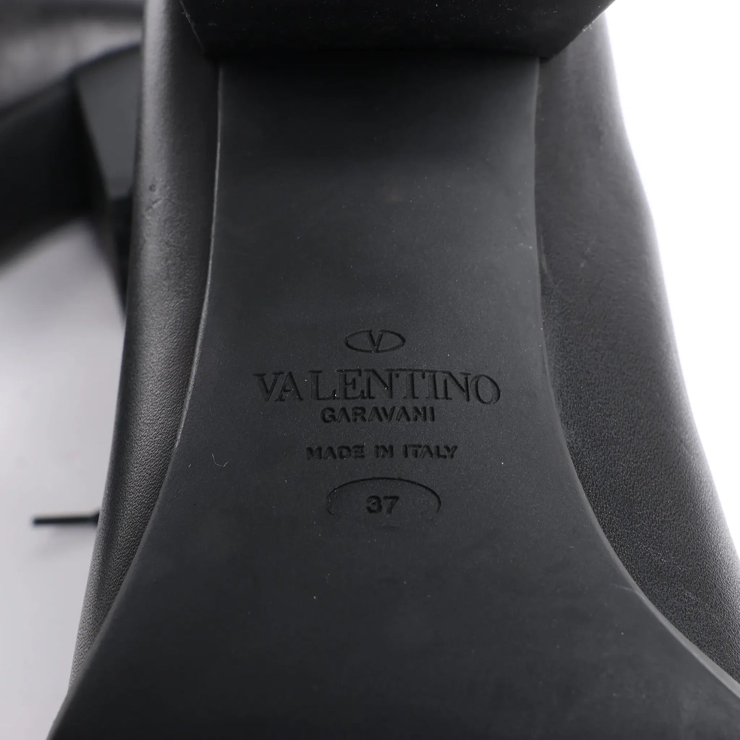 Valentino Garavani Rockstuds Leather Ankle Boots in Black, Size 37 EU