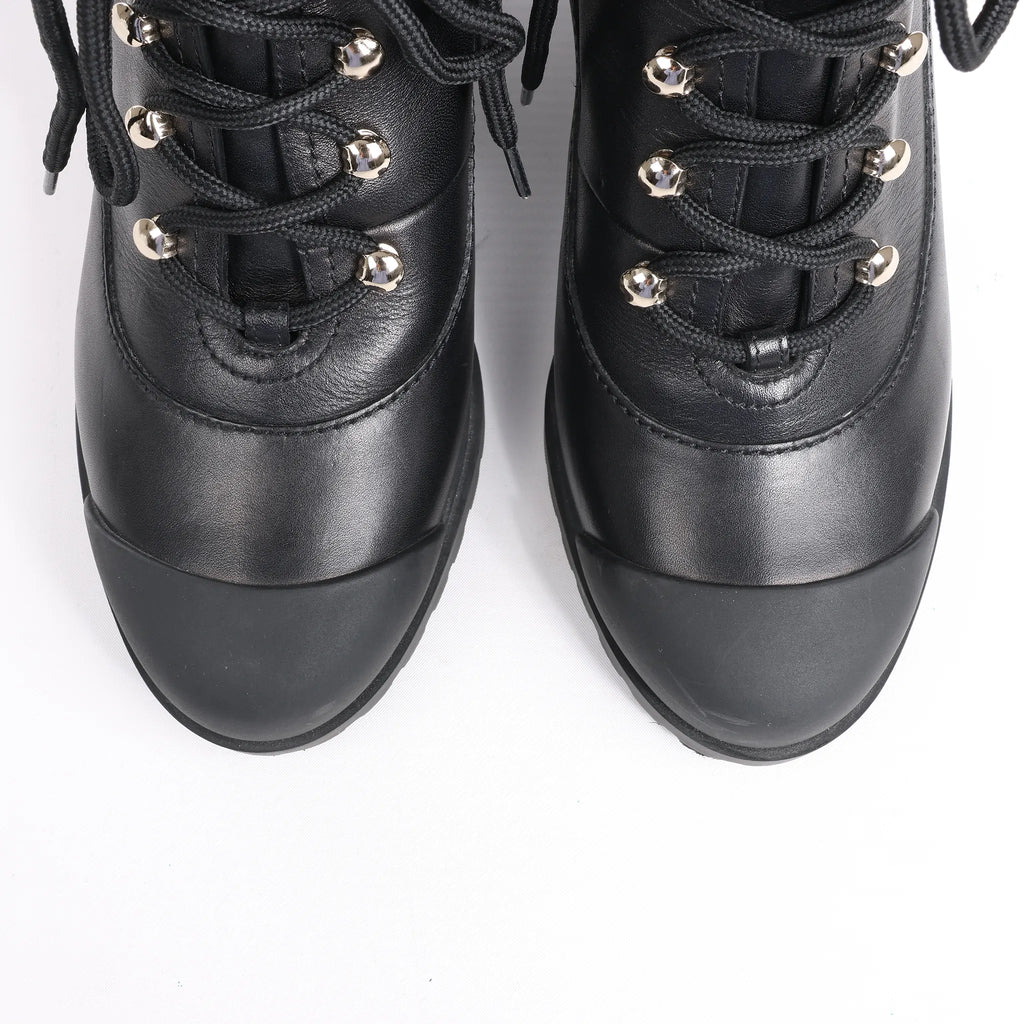 Valentino Garavani Rockstuds Leather Ankle Boots in Black, Size 37 EU