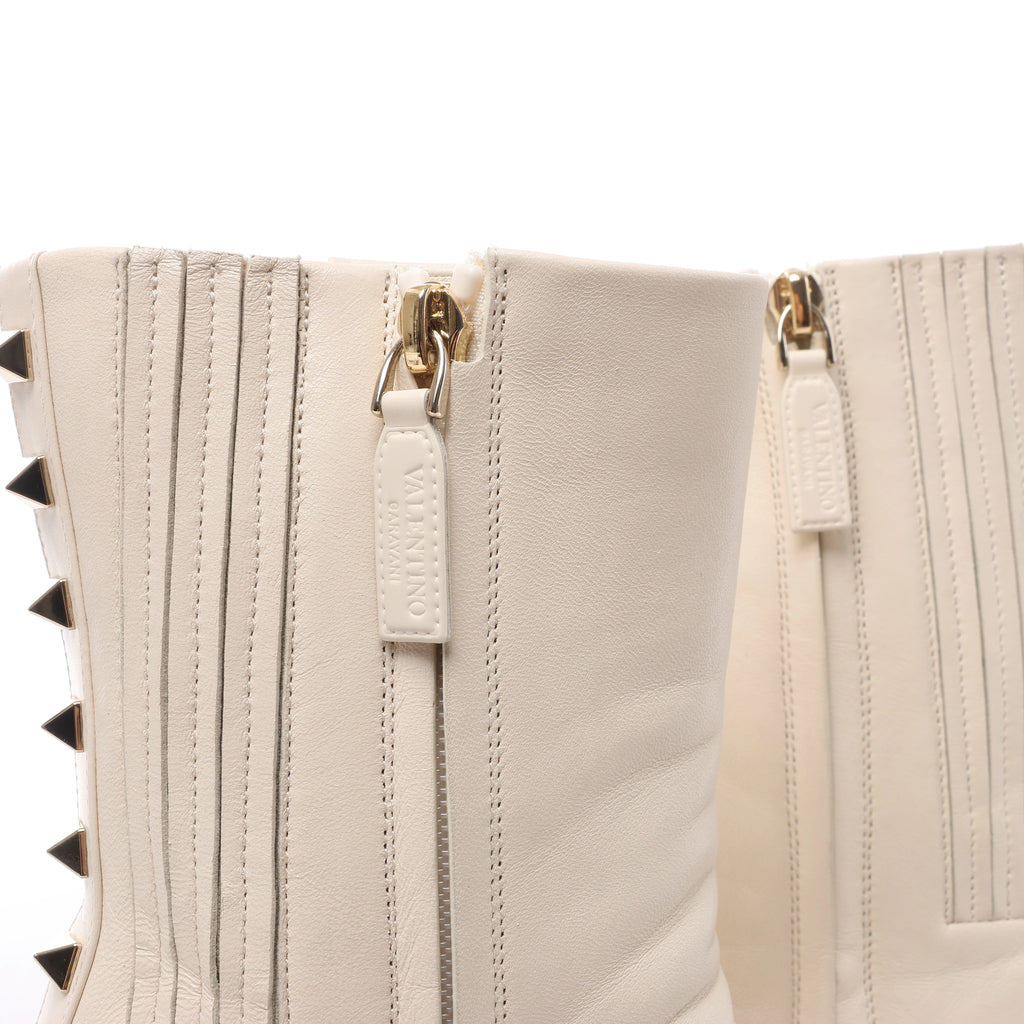 Valentino Garavani Rock Studs Leather Boots in Ivory, Size EU 37
