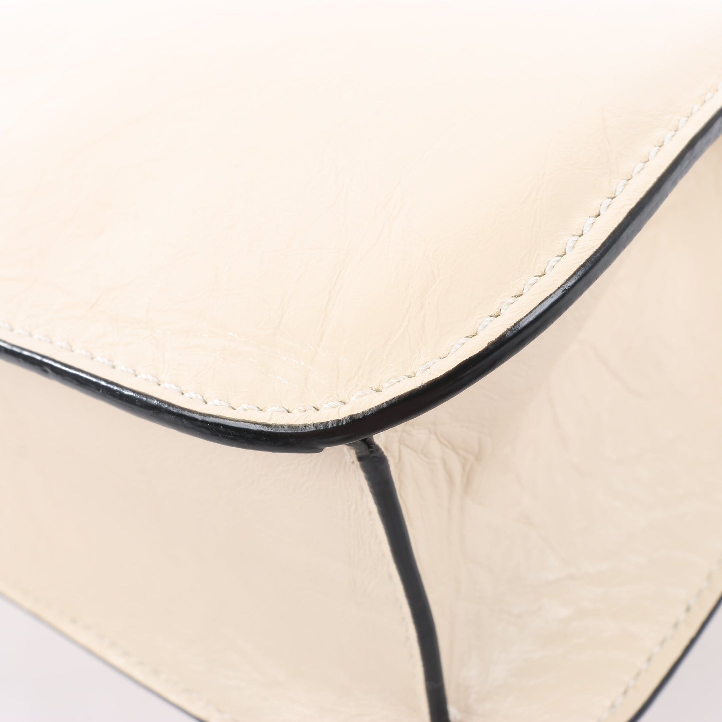 Sac à bandoulière en cuir Valentino Rockstud Glam Lock beige