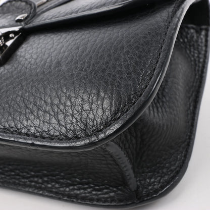 Sac à bandoulière en cuir Rockstud Glam Lock de Valentino en noir