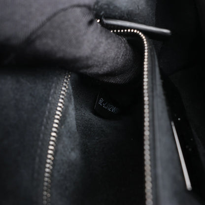 Sac à bandoulière en cuir Rockstud Glam Lock de Valentino en noir